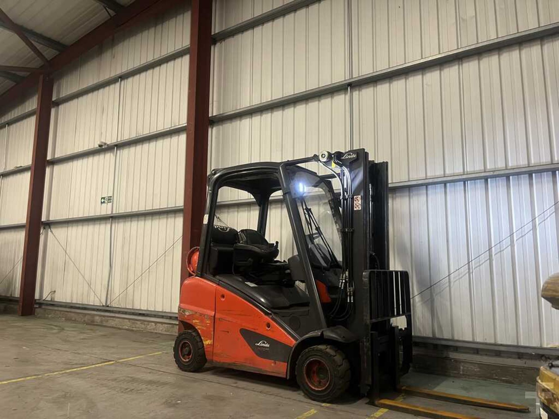 LPG FORKLIFTS LINDE H20T-01 - Image 5 of 5