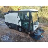 2013 JOHNSTON ROAD SWEEPER HYDROSTATIC