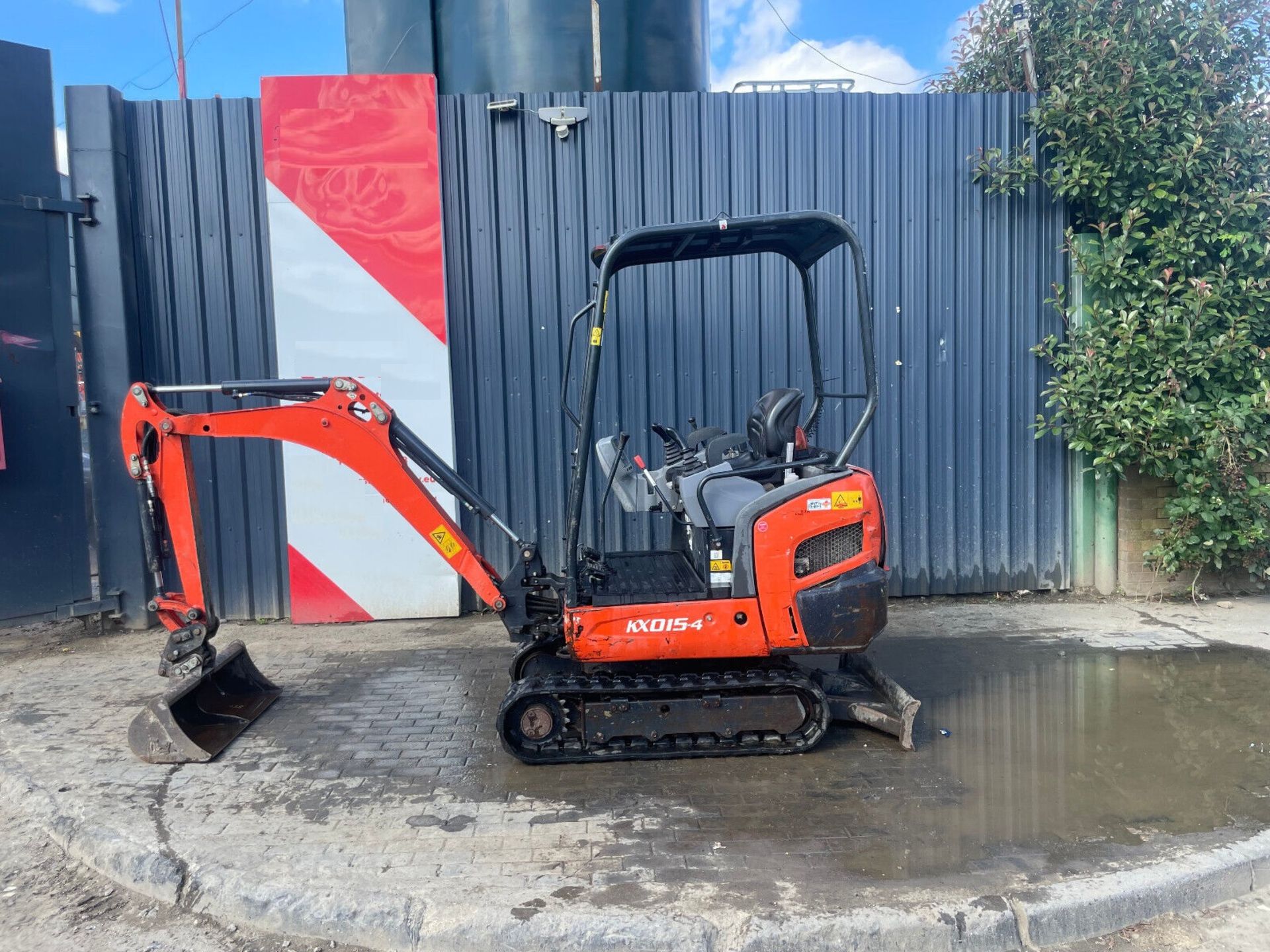 2017 KUBOTA KX015-4: MINI EXCAVATOR PRECISION WITH 2092 HOURS - Image 2 of 8