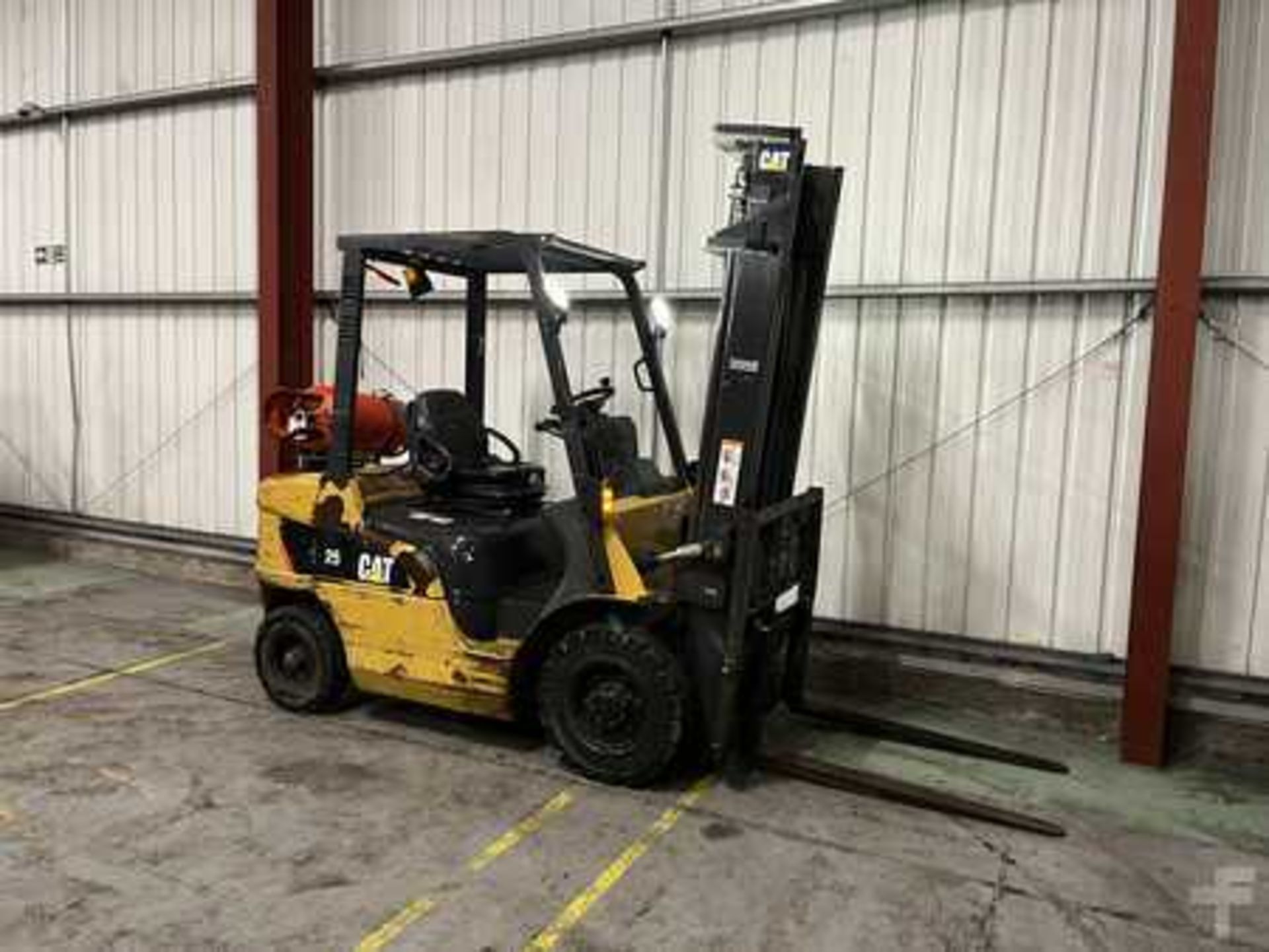 LPG FORKLIFTS CAT LIFT TRUCKS GP25NT - Image 4 of 6