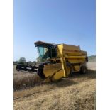 NEW HOLLAND TX32 COMBINE