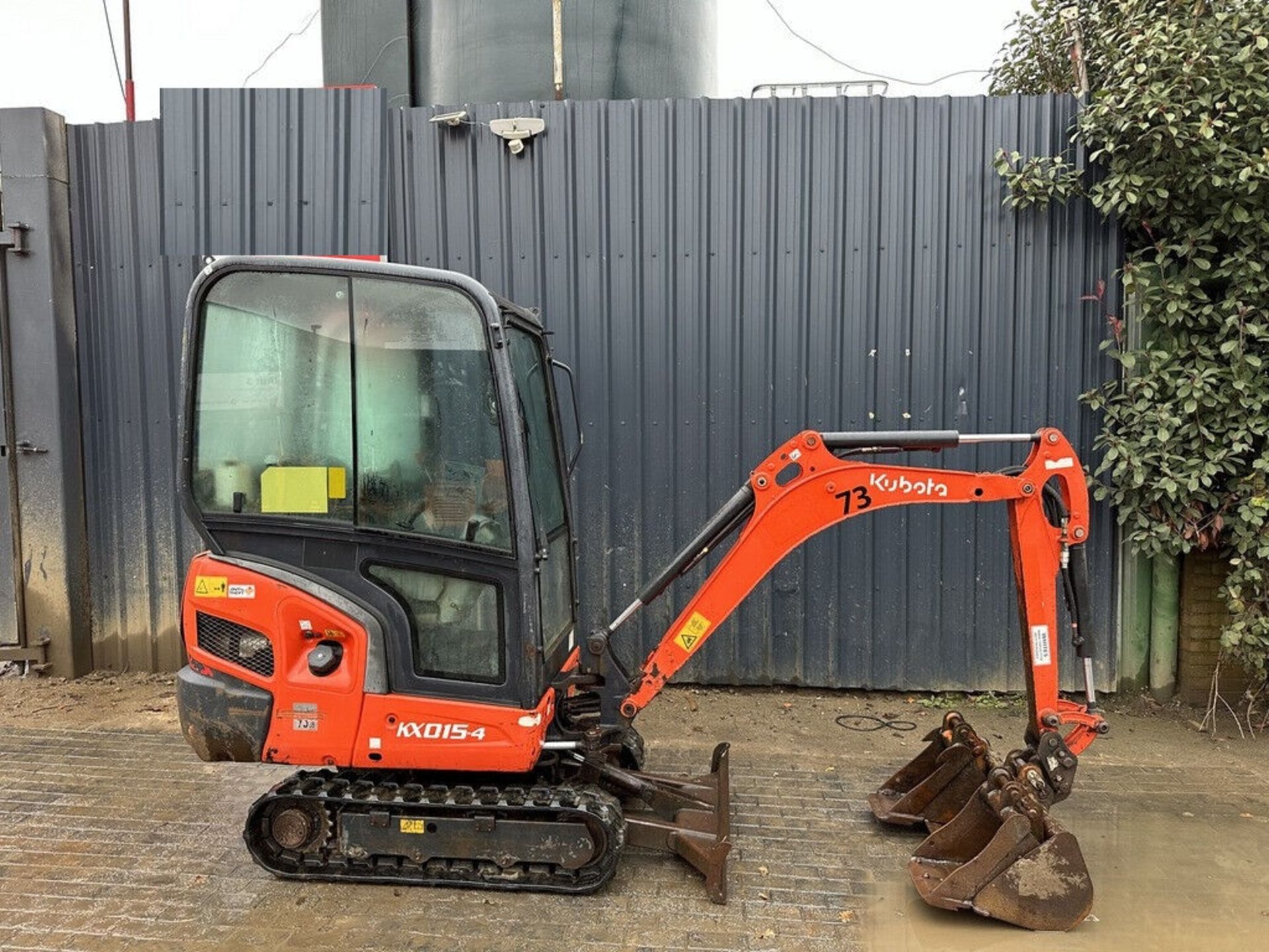 2017 KUBOTA KX015-4: MINI EXCAVATOR MASTERY WITH 2308 HOURS - Image 14 of 14