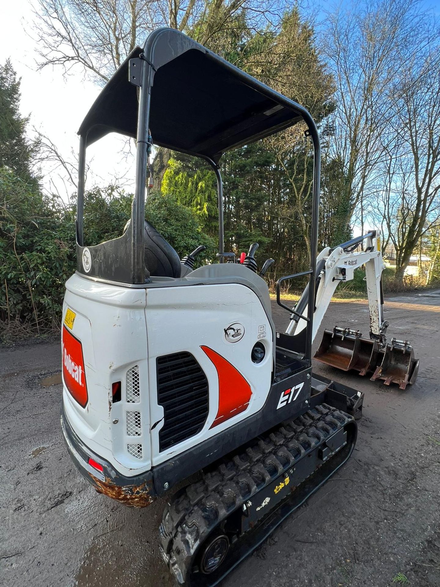 BOBCAT E17 EXPANDABLE TRACKS 530 HOURS - Image 16 of 22