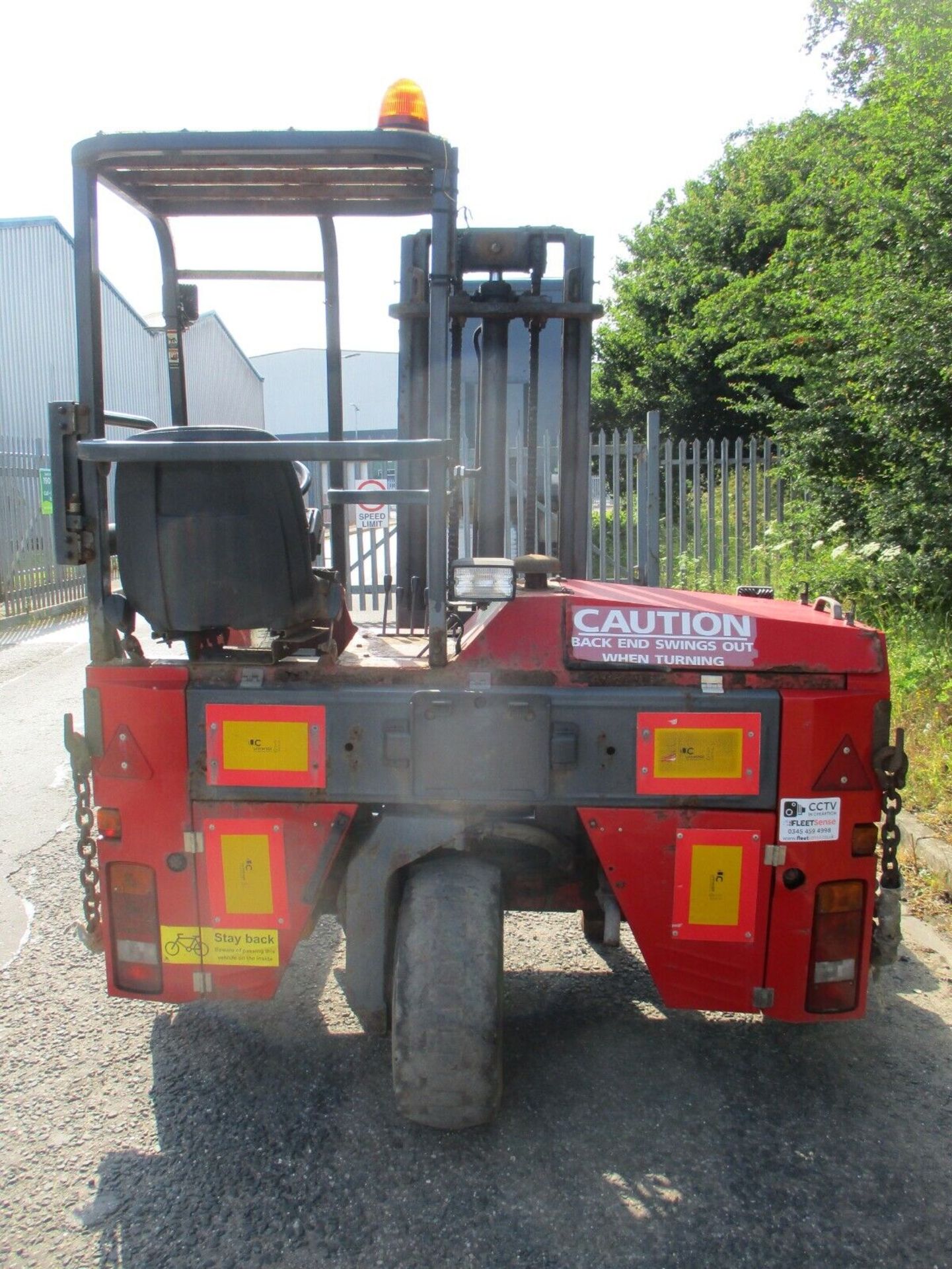 MOFFETT MOUNTY M2003: YOUR 2-TON LIFTING SOLUTION - Image 8 of 13