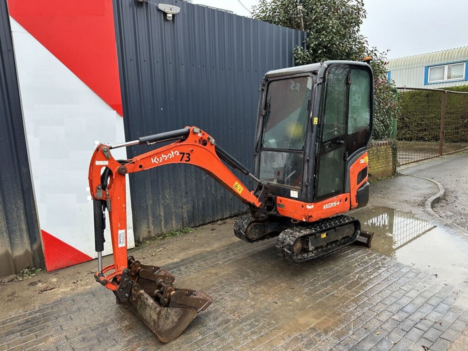 2017 KUBOTA KX015-4: MINI EXCAVATOR MASTERY WITH 2308 HOURS