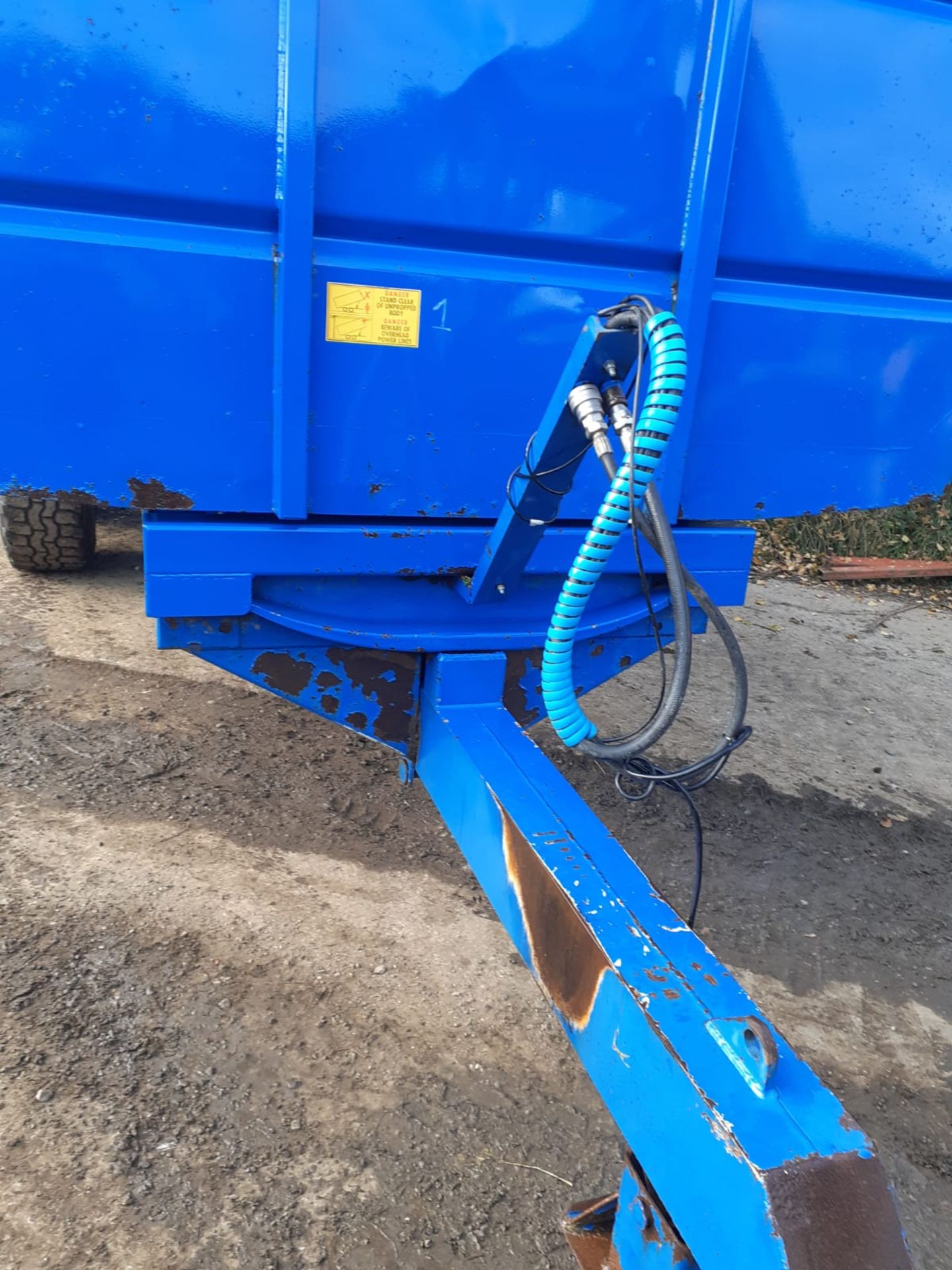 SMYTH 14 TON SILAGE TRAILER’S. - Image 2 of 7