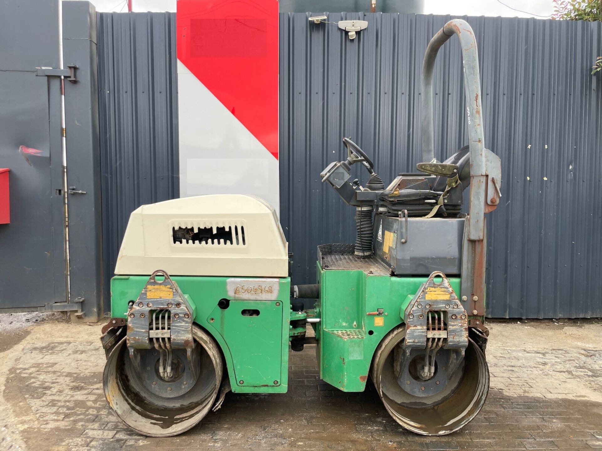 2008 VIBRAFORCE: DOUBLE DRUM VIBRATING PROWESS WITH 1279 PROVEN HOURS