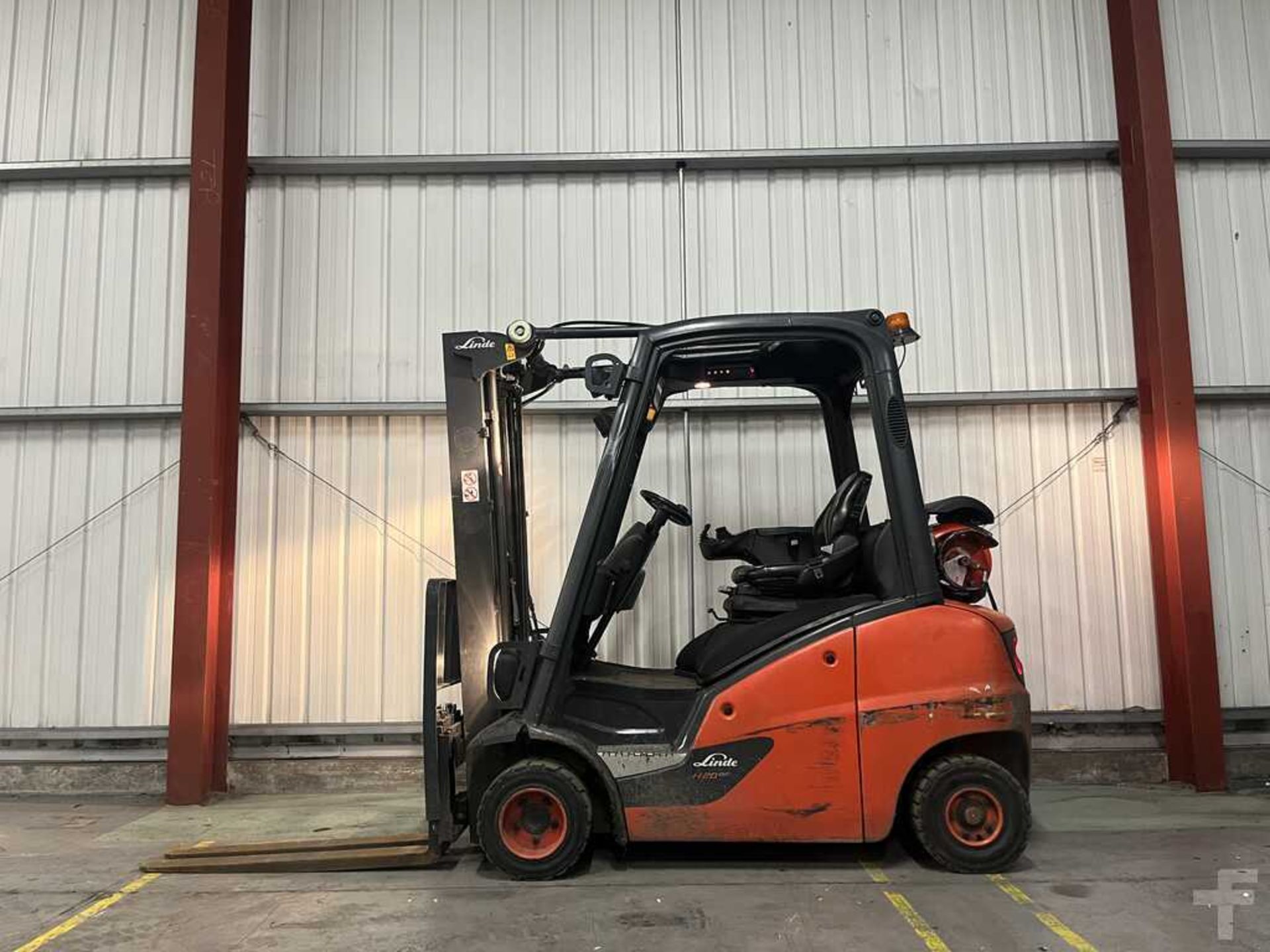 LPG FORKLIFTS LINDE H20T-01