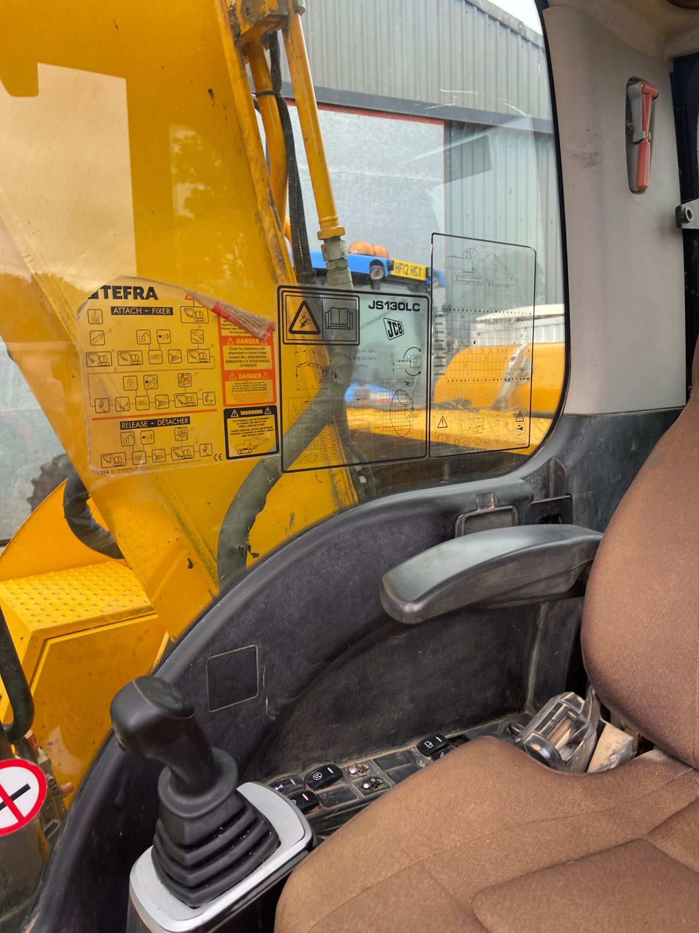 JCB JS130 DIGGER. - Image 13 of 16