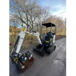 BOBCAT E17 EXPANDABLE TRACKS 530 HOURS