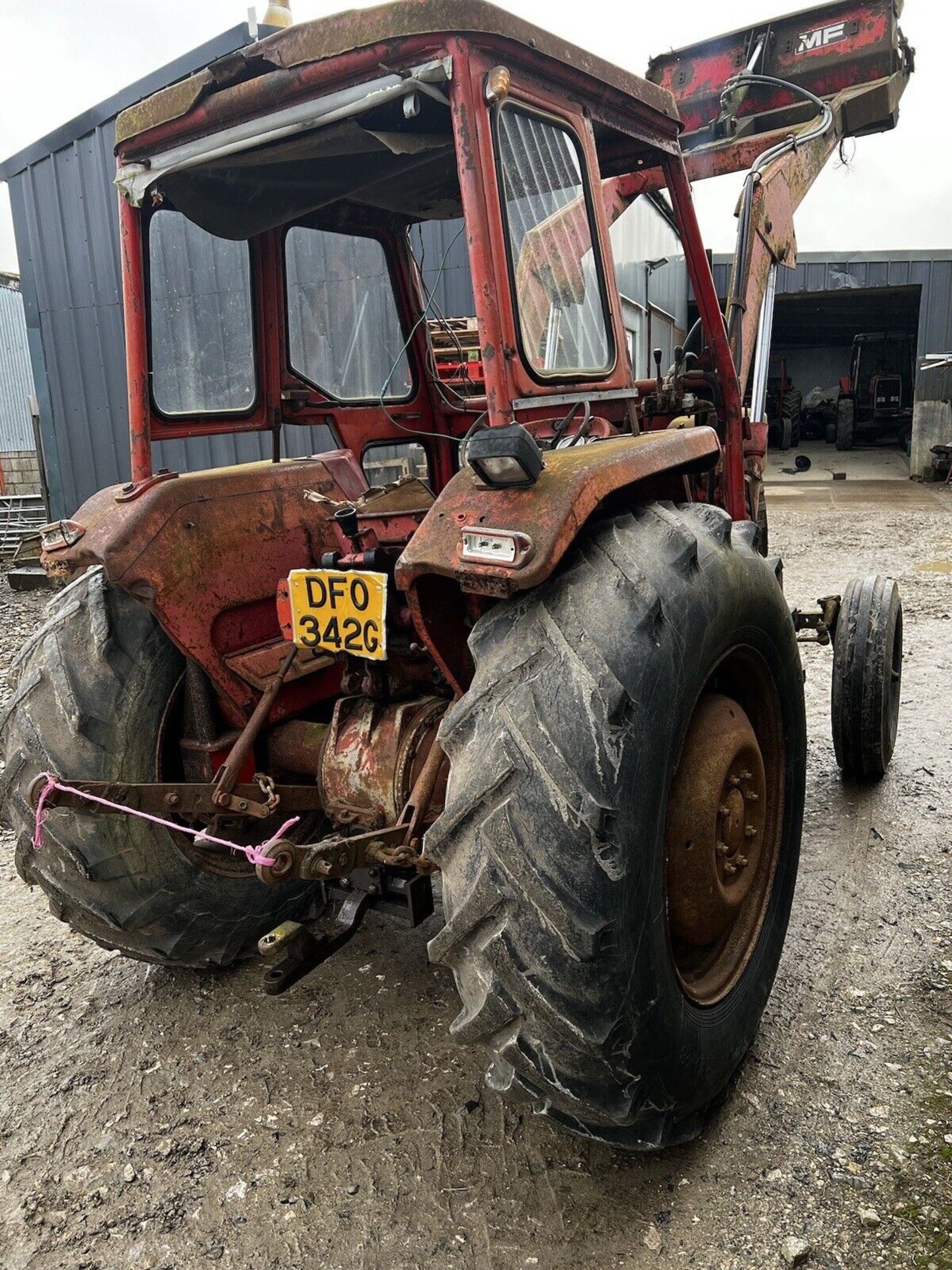 MASSEY FERGUSON 165 TRACTOR 2WD - Image 5 of 6