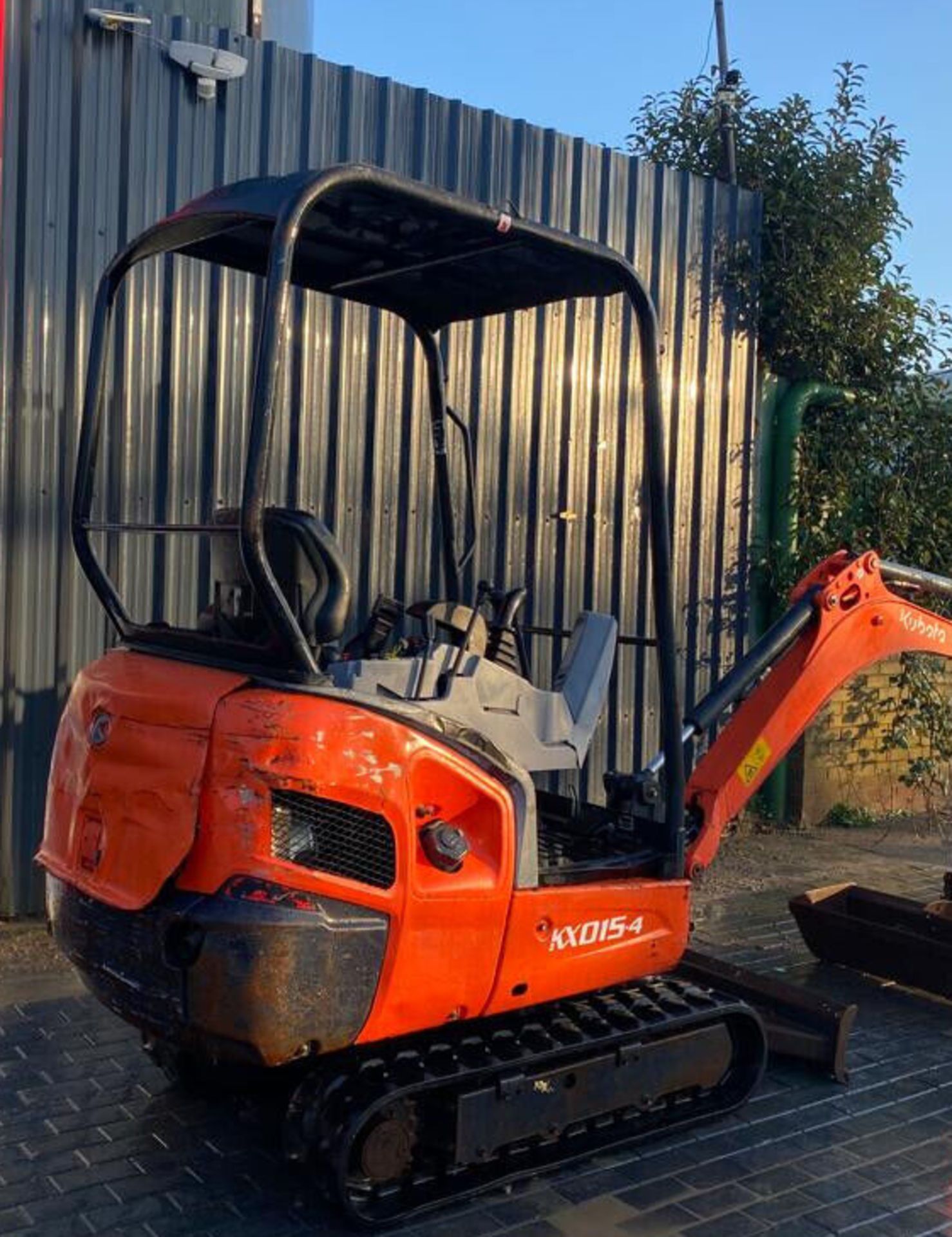 2014 KUBOTA CANOPY EXCAVATOR: POWER, PRECISION, AND PORTABILITY