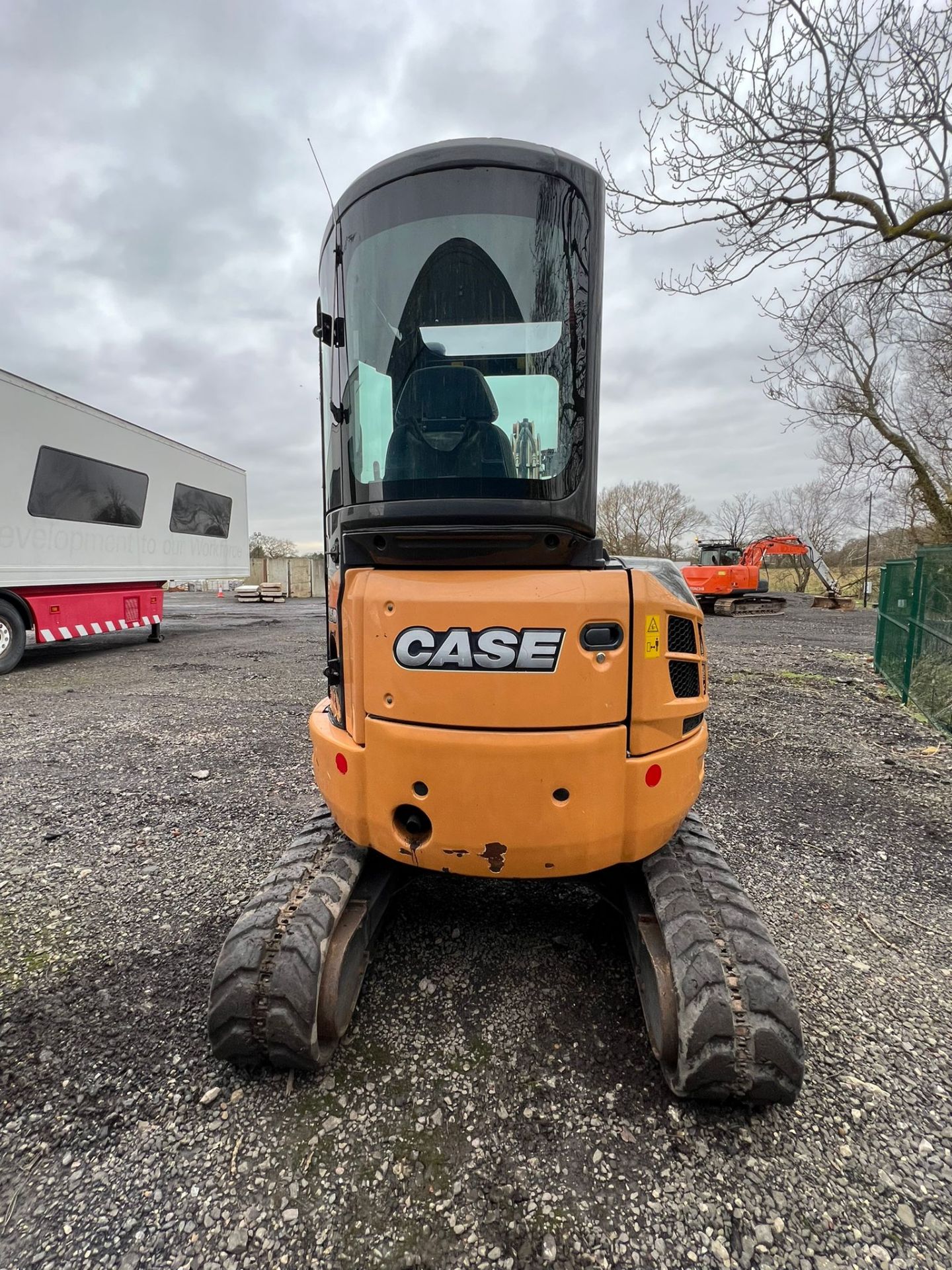 CASE CX35B 2016 PIPED QUICK HITCH - Image 12 of 15