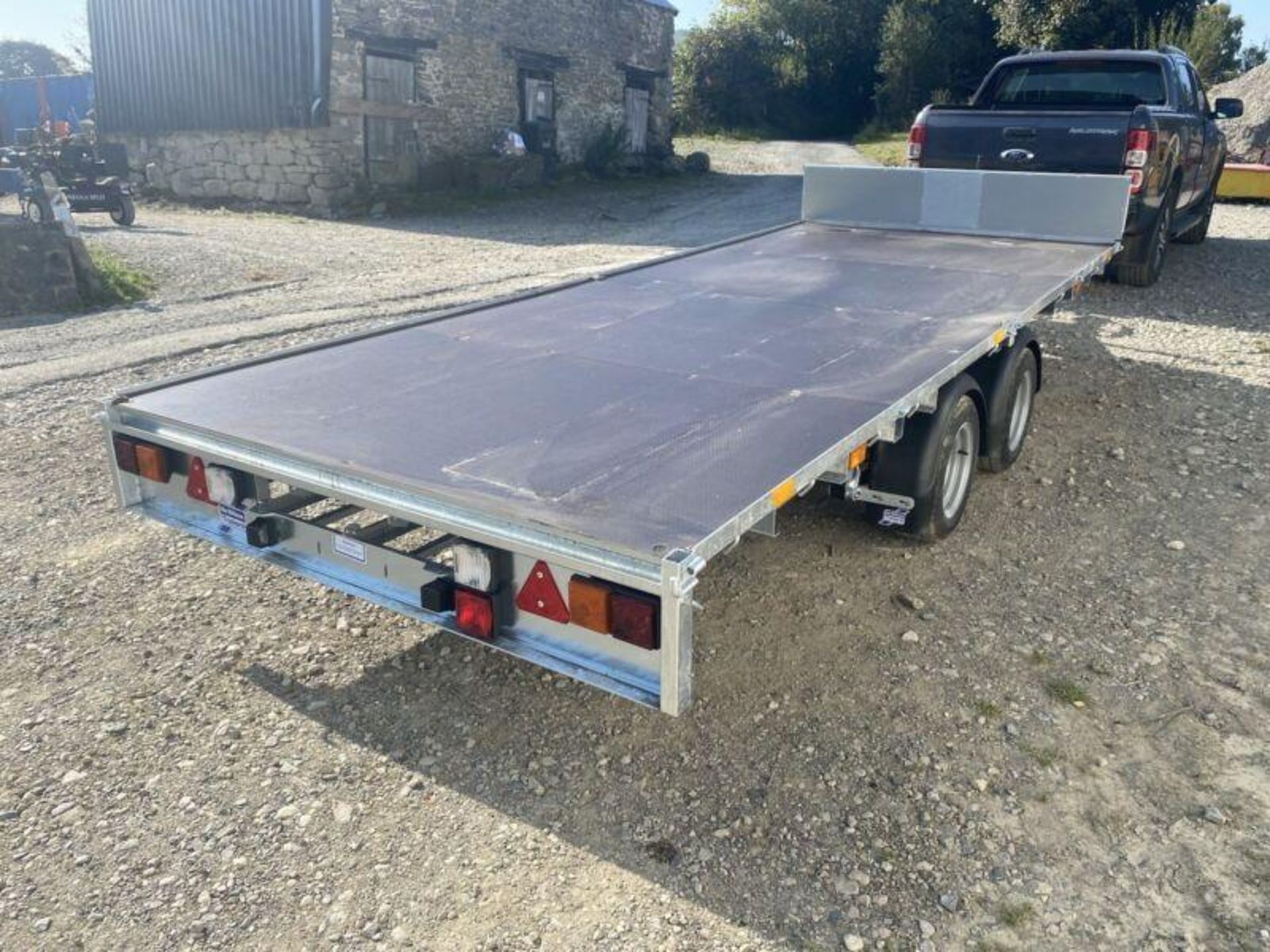 2023 IFOR WILLIAMS LM166: THE ULTIMATE FLATBED TRAILER - Image 2 of 5