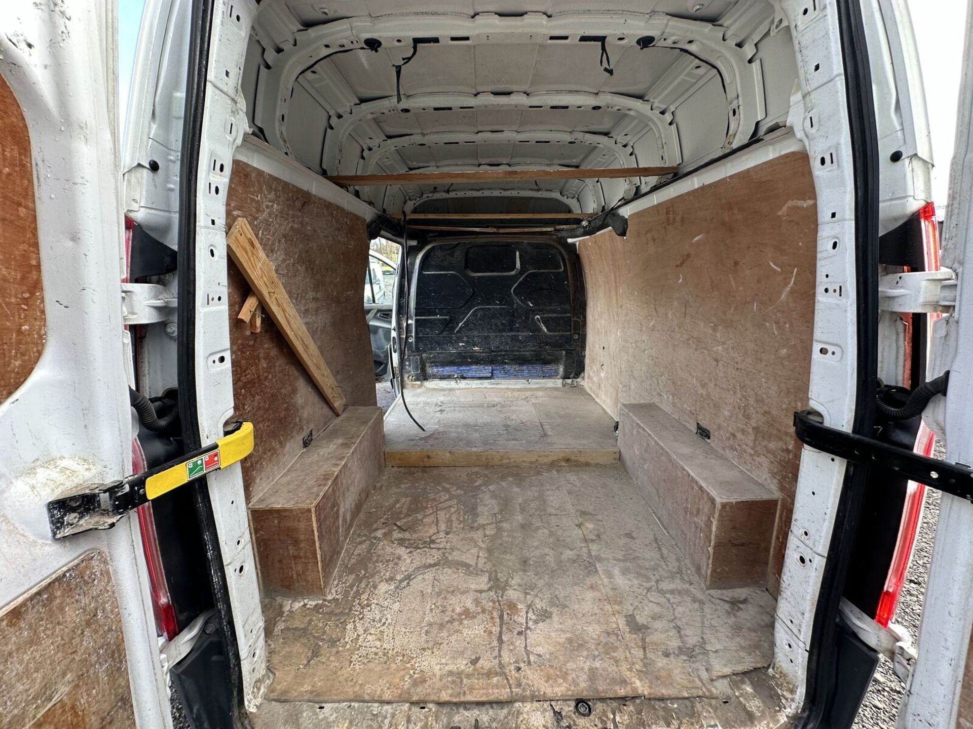 DEPENDABLE FORD TRANSIT: HIGH ROOF VAN 2.0 TDCI - Image 13 of 20