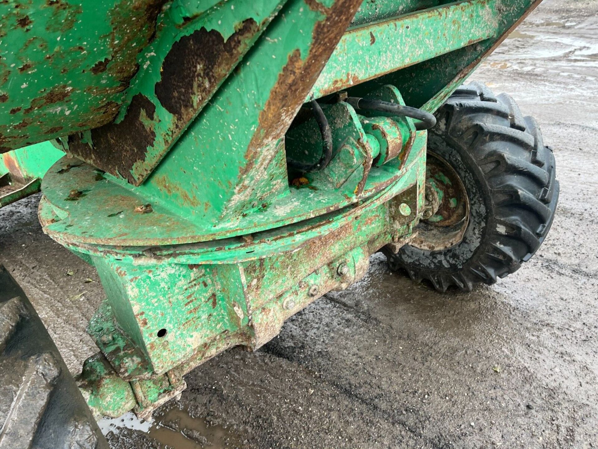 POWERFUL BENFORD 3-TON DUMPER: LISTER ENGINE, FLAWLESS BRAKES - Image 9 of 9