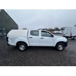 >>--NO VAT ON HAMMER--<< 2017 ISUZU D-MAX DIESEL: EURO 6, SPARES OR REPAIR, WORTH THE FI