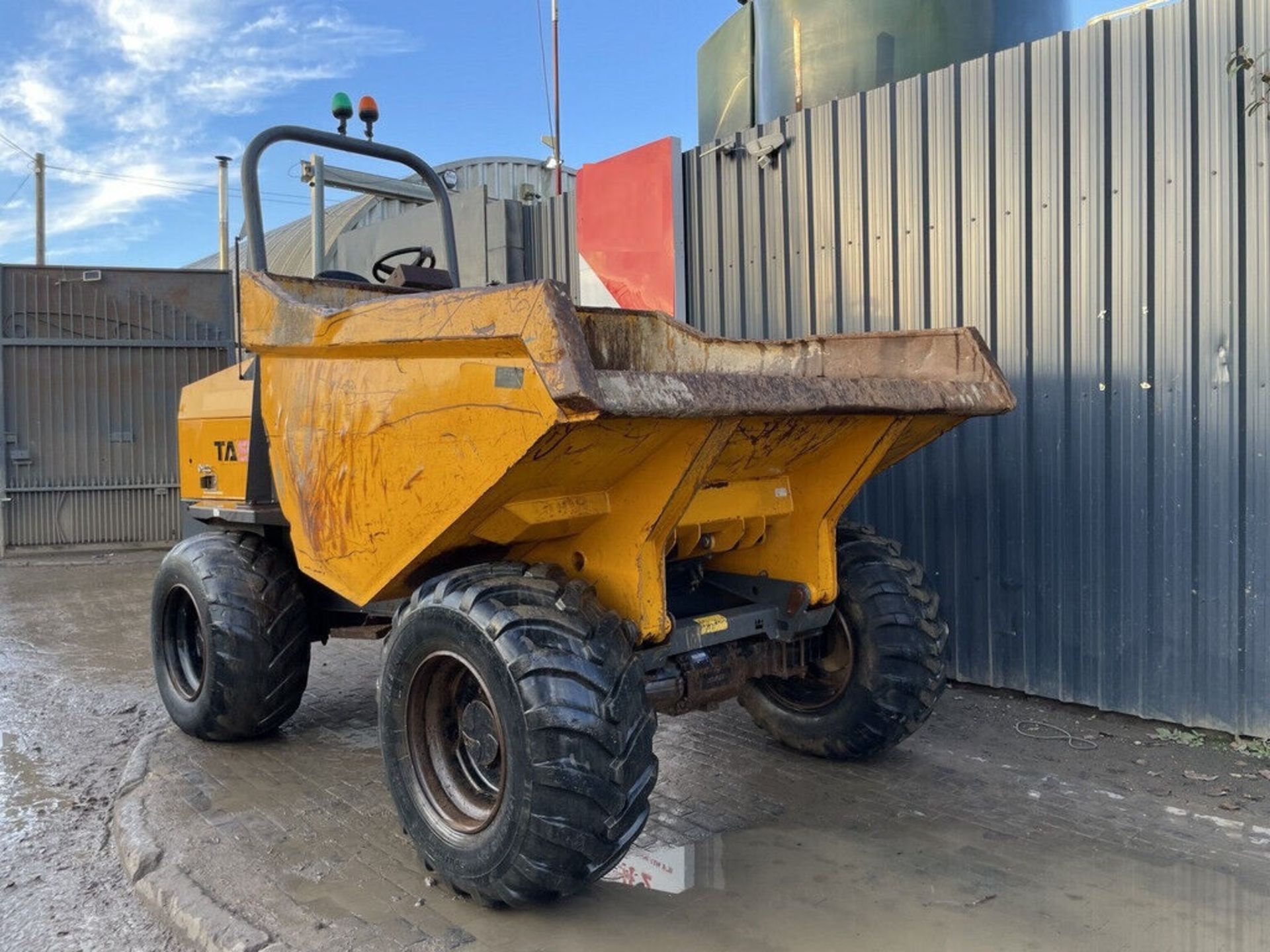 2014 TEREX TA9 DUMPER: POWER, PRECISION, AND PERFORMANCE - Image 9 of 11