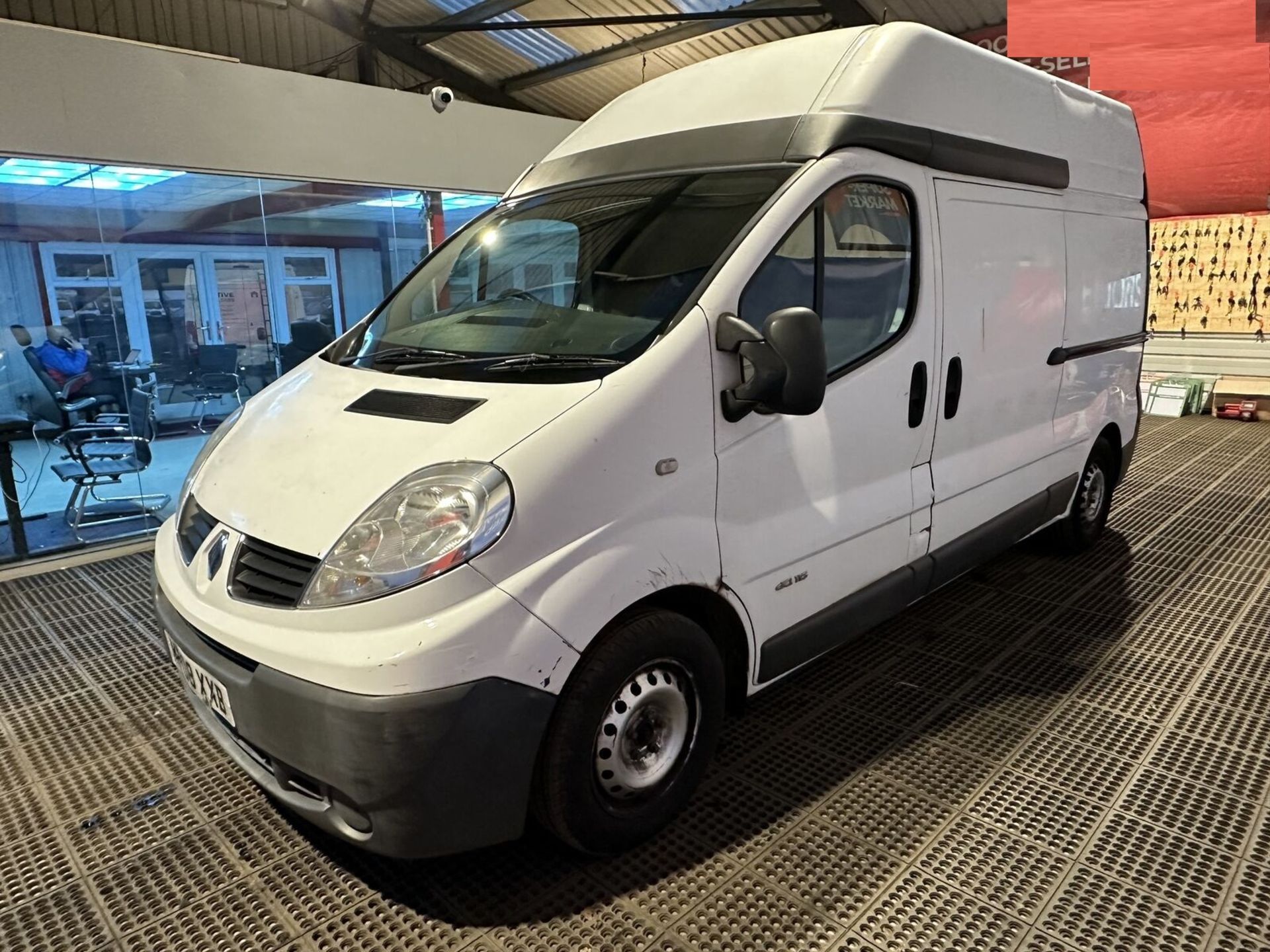 >>--NO VAT ON HAMMER--<<2008 HIGH ROOF RENAULT TRAFIC - DRIVE-READY DELIGHT