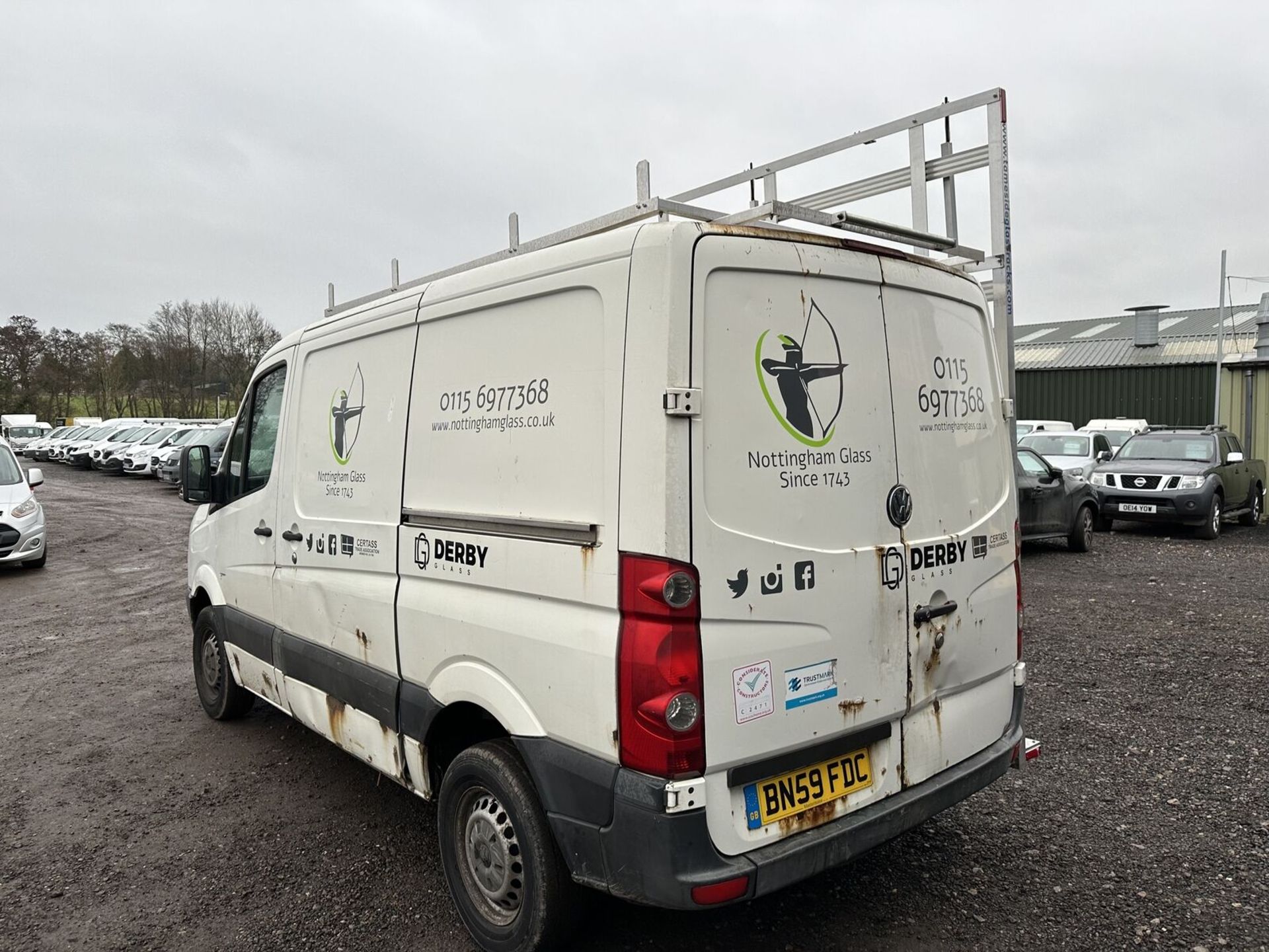 VOLKSWAGEN CRAFTER SPRINTER CR30 SWB DIESEL >>--NO VAT ON HAMMER--<< - Image 2 of 15