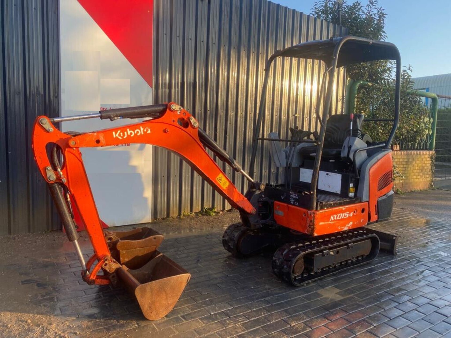 2014 KUBOTA CANOPY EXCAVATOR: POWER, PRECISION, AND PORTABILITY - Image 2 of 9