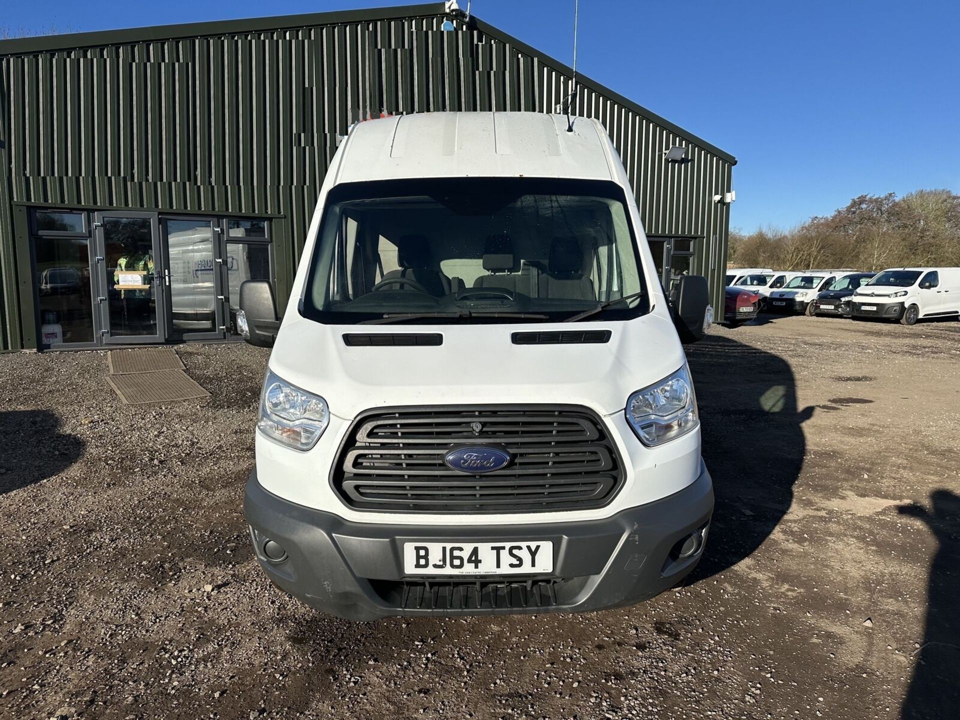 VAN REVIVAL PROJECT: 64 PLATE FORD TRANSIT 350 L3 DIESEL, SPARES OR REPAIR >>--NO VAT ON HAMMER--<< - Image 4 of 21