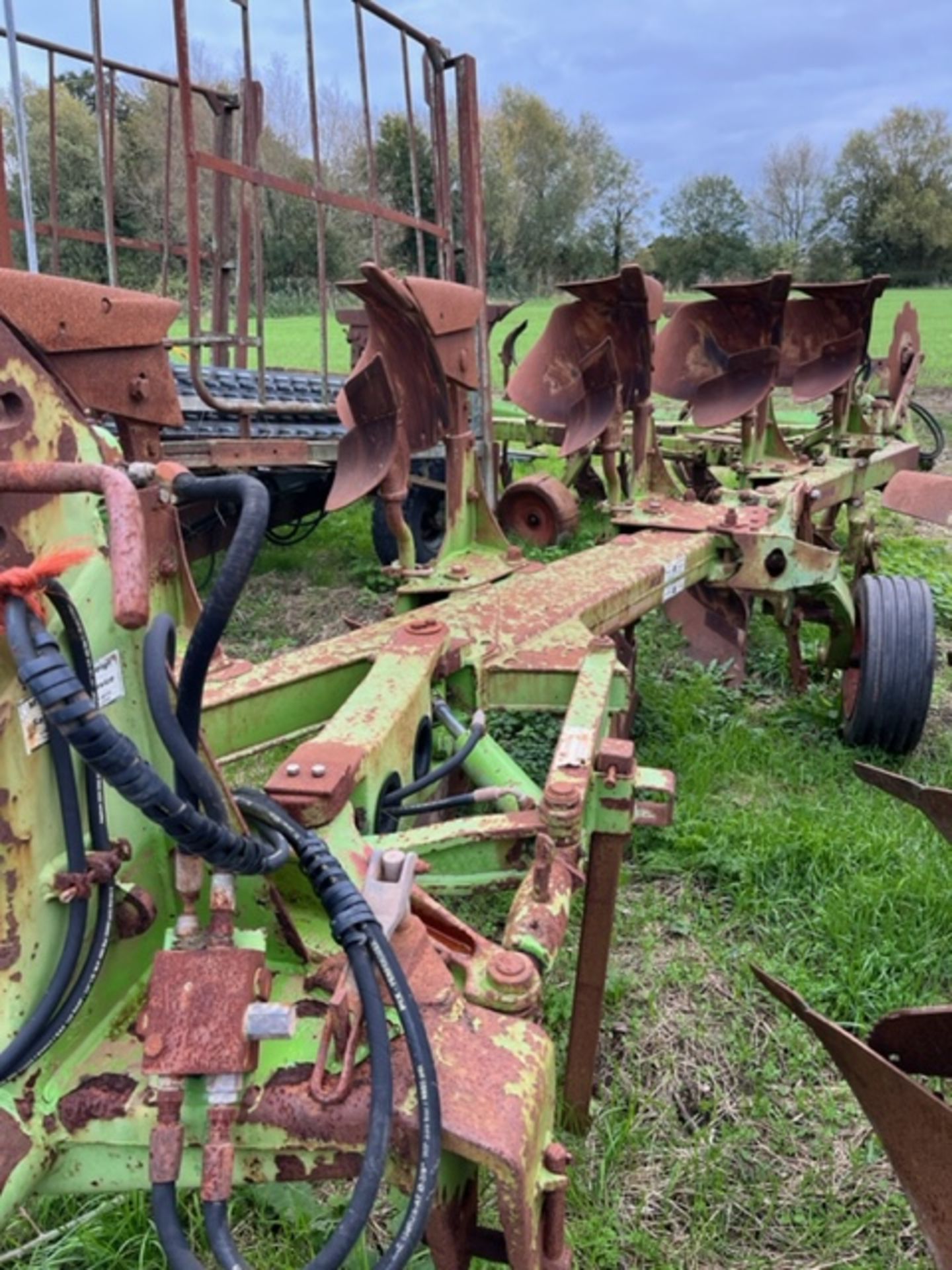 DOWDESWELL DP100S, 5 FURROW PLOUGH - Image 2 of 5