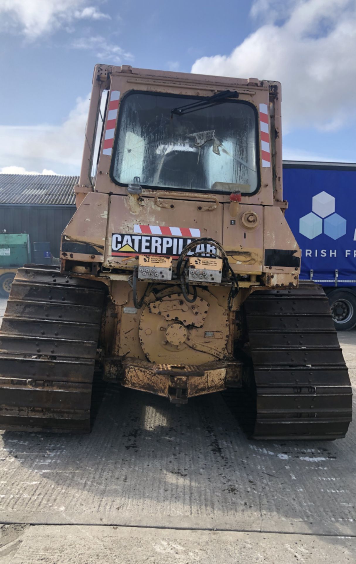 CATERPILLAR D4H LGP TRACKED DOZER | RECON ENGINE - Image 5 of 11