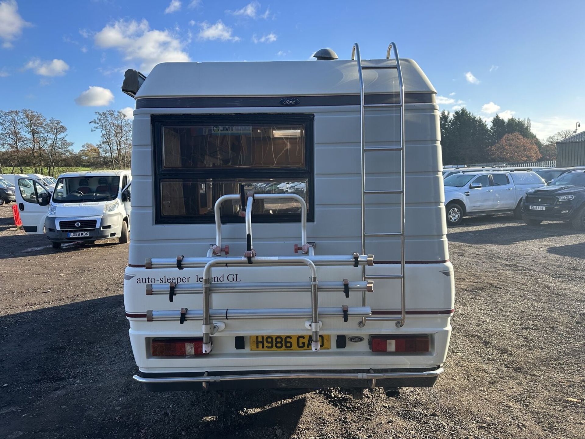 **(ONLY 72K MILEAGE)** CLASSIC 1990 FORD TRANSIT CAMPER: AUTO, FRESH MOT - Image 7 of 19