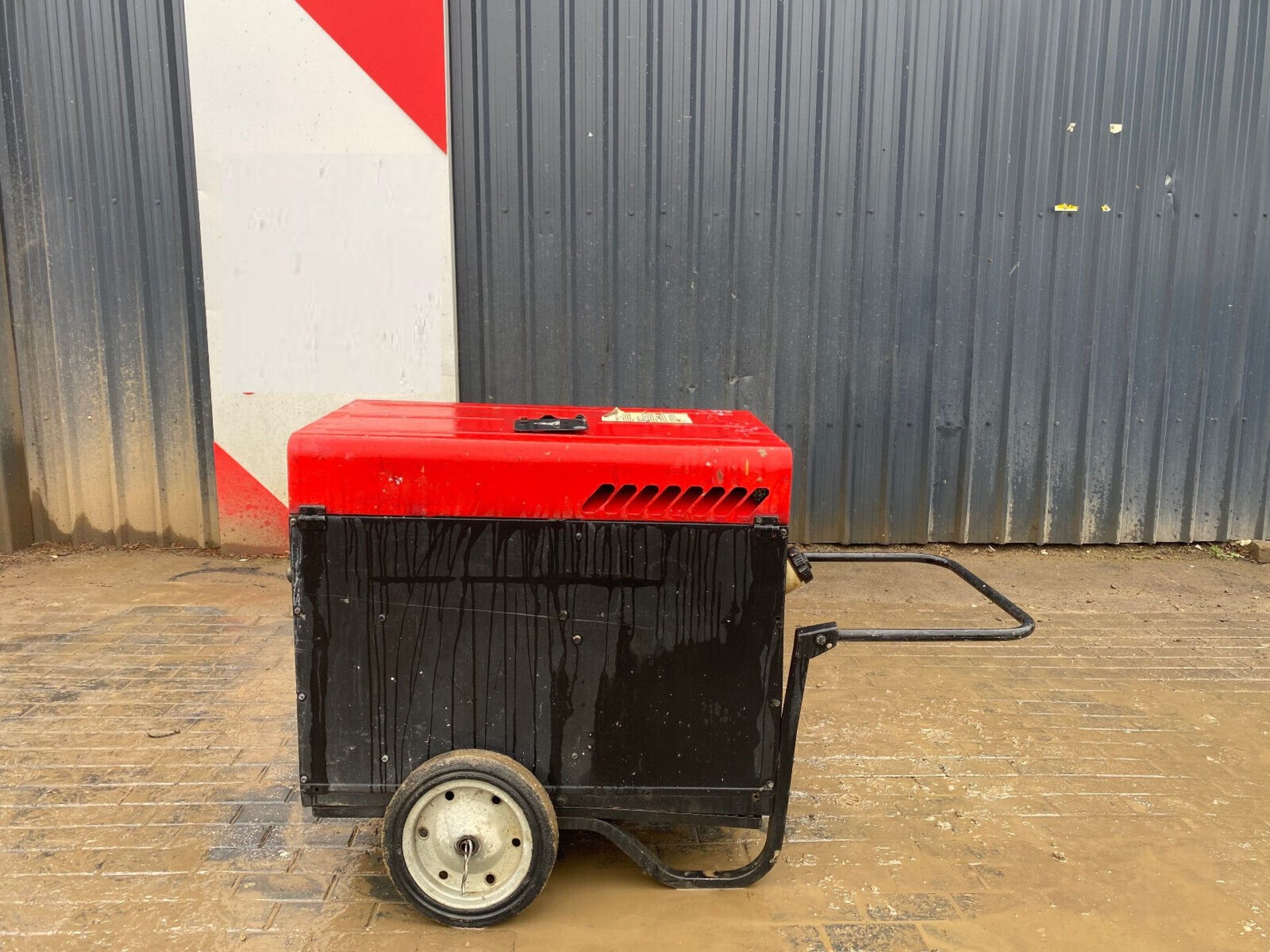 GENERATOR PRAMAC P6000 SILENT - Image 3 of 10