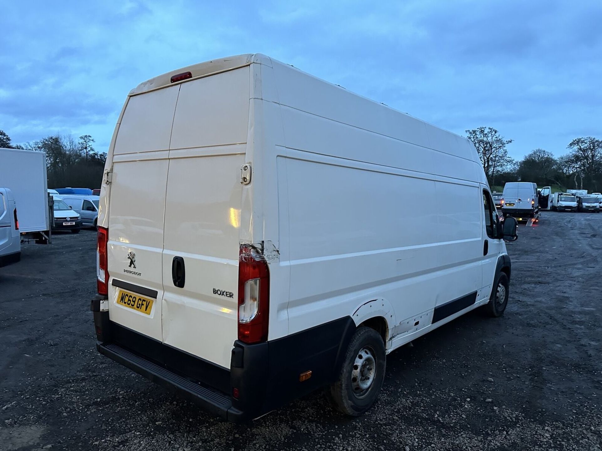 ELEVATED EFFICIENCY: 2020 PEUGEOT BOXER RELAY DUCATO - Image 5 of 17