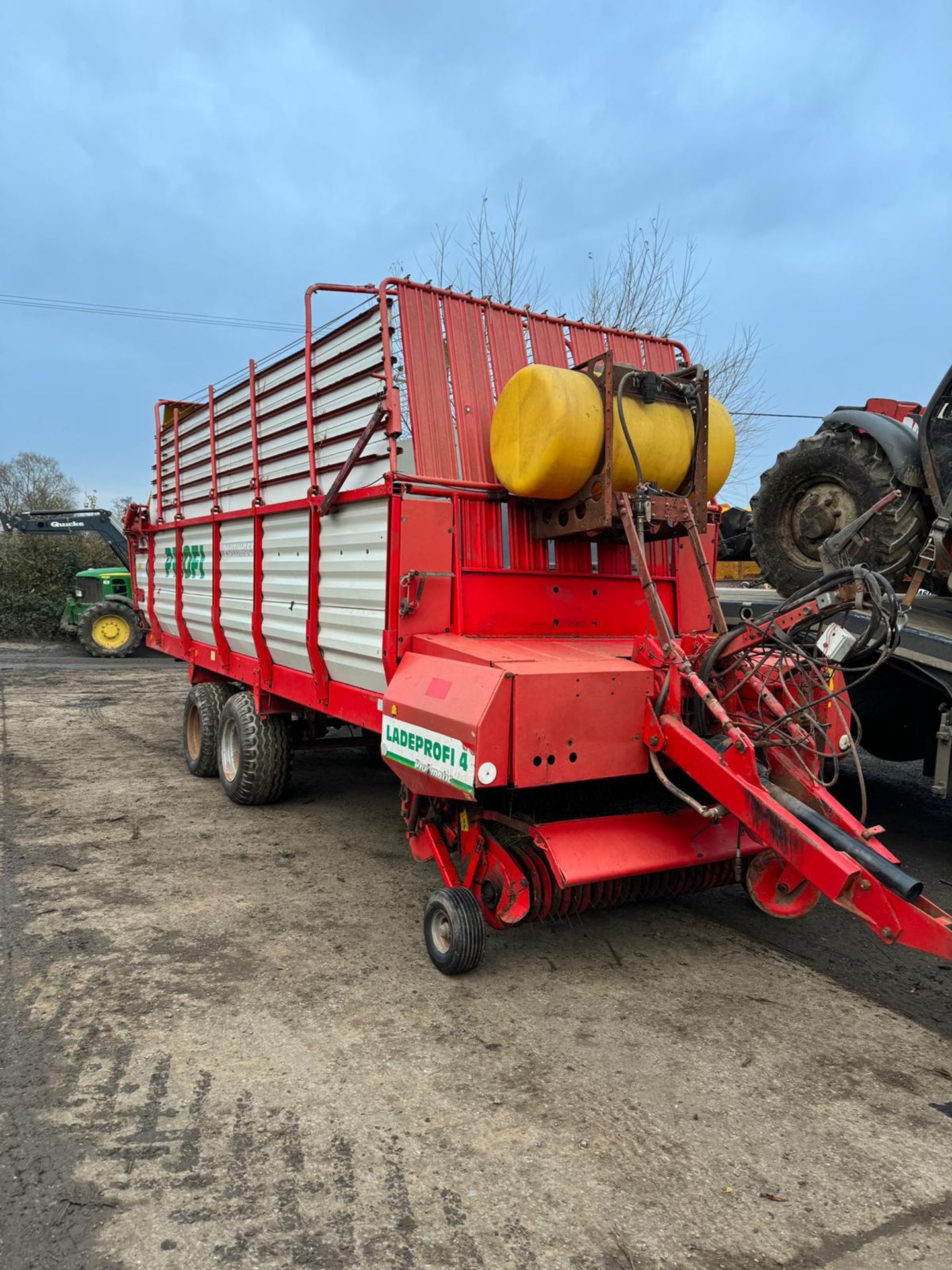 POTTINGER LADEPROFI 4 FORAGE WAGON