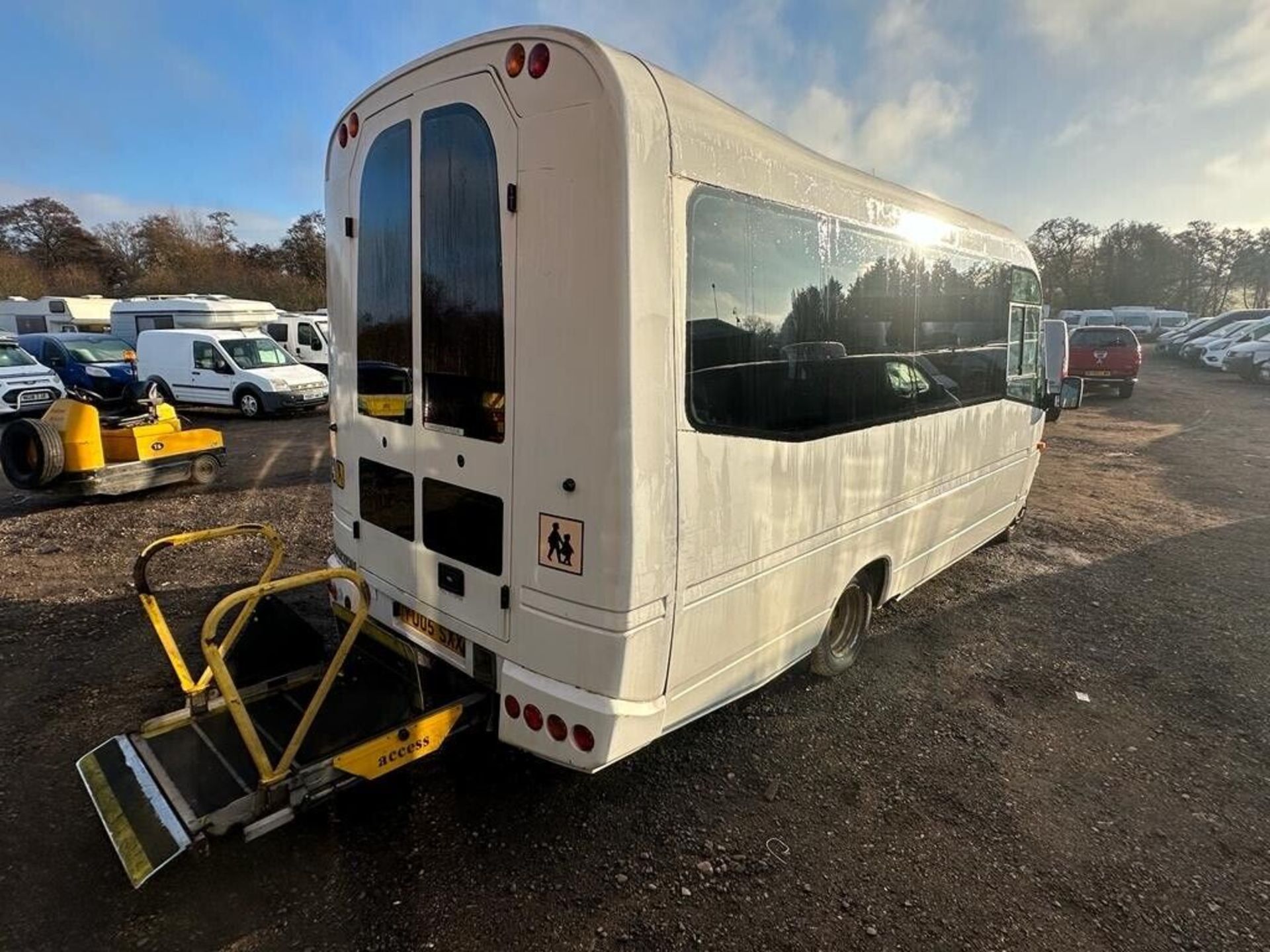 YOUR NEXT JOURNEY BEGINS: 2005 MERCEDES SPRINTER MOTOR HOME - Image 7 of 14