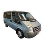 EFFICIENT AND SPACIOUS: FORD TRANSIT 140 T280S MINIBUS >>--NO VAT ON HAMMER--<<