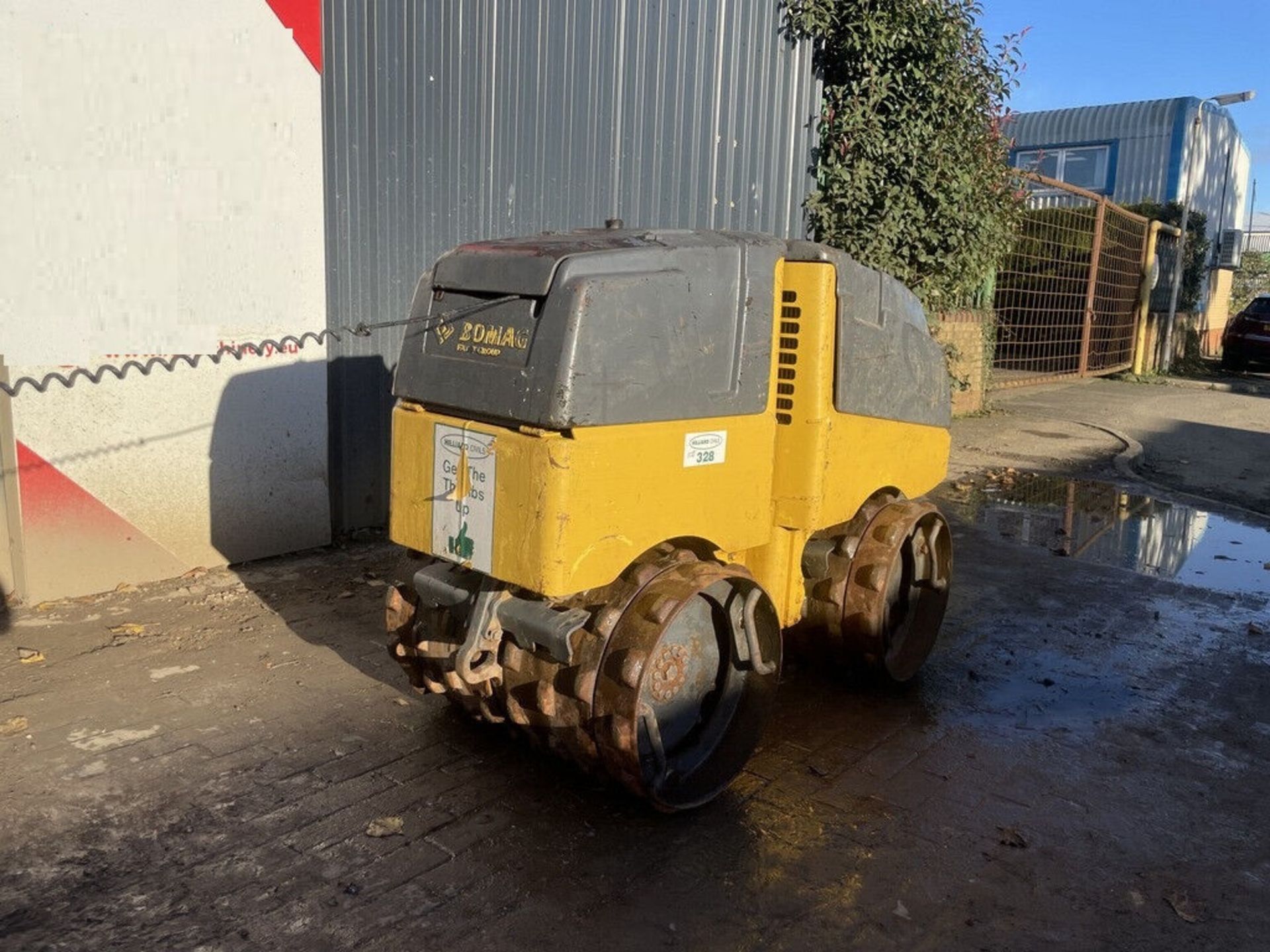 2013 BOMAG BMP 8500: TRENCH ROLLER EXCELLENCE WITH ONLY 849 HOURS - Image 2 of 6