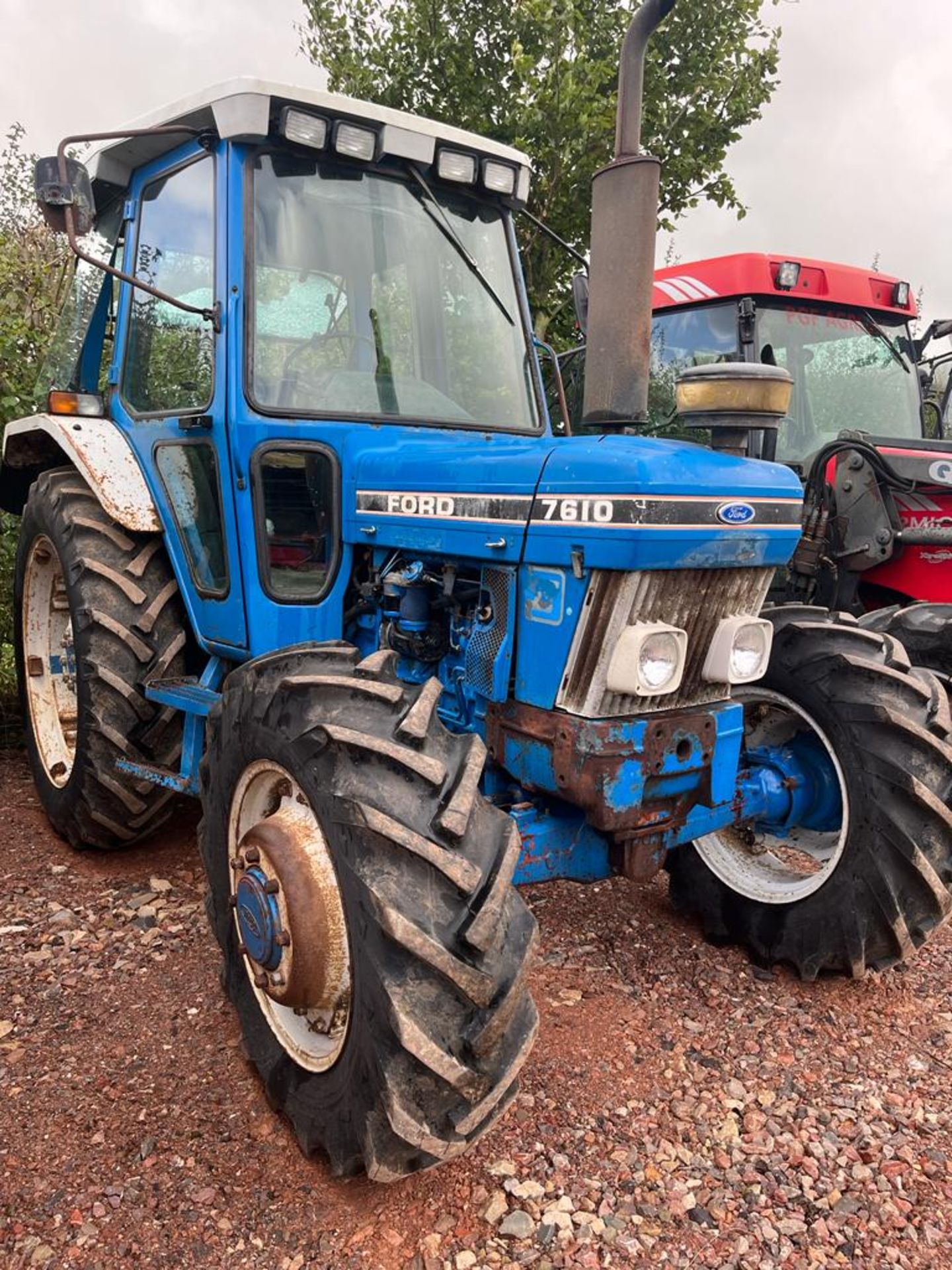 FORD 7610 TRACTOR 7,886 HOURS - Image 3 of 11