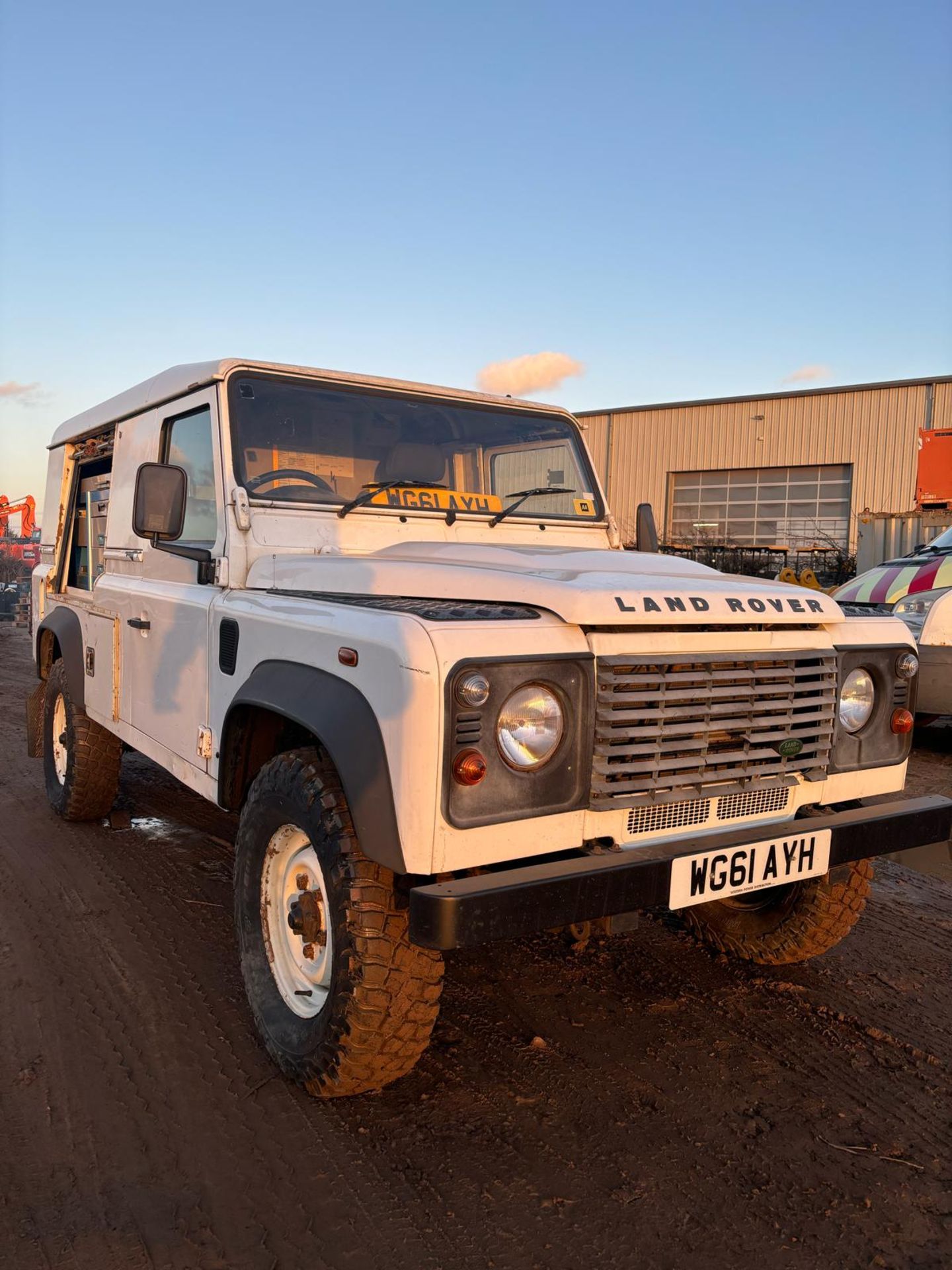 2012 LAND ROVER DEFENDER 110 VAN - Image 8 of 9