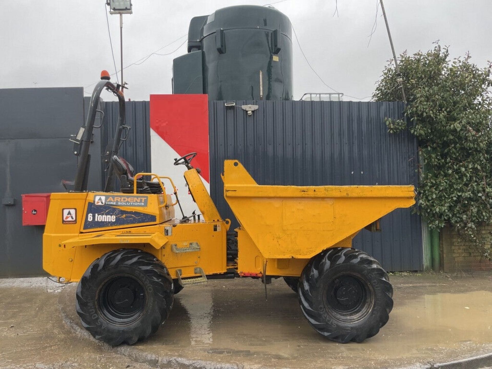 2017 THWAITES 6-TON DUMPER: POWER, PRECISION, PERFORMANCE - Image 3 of 9