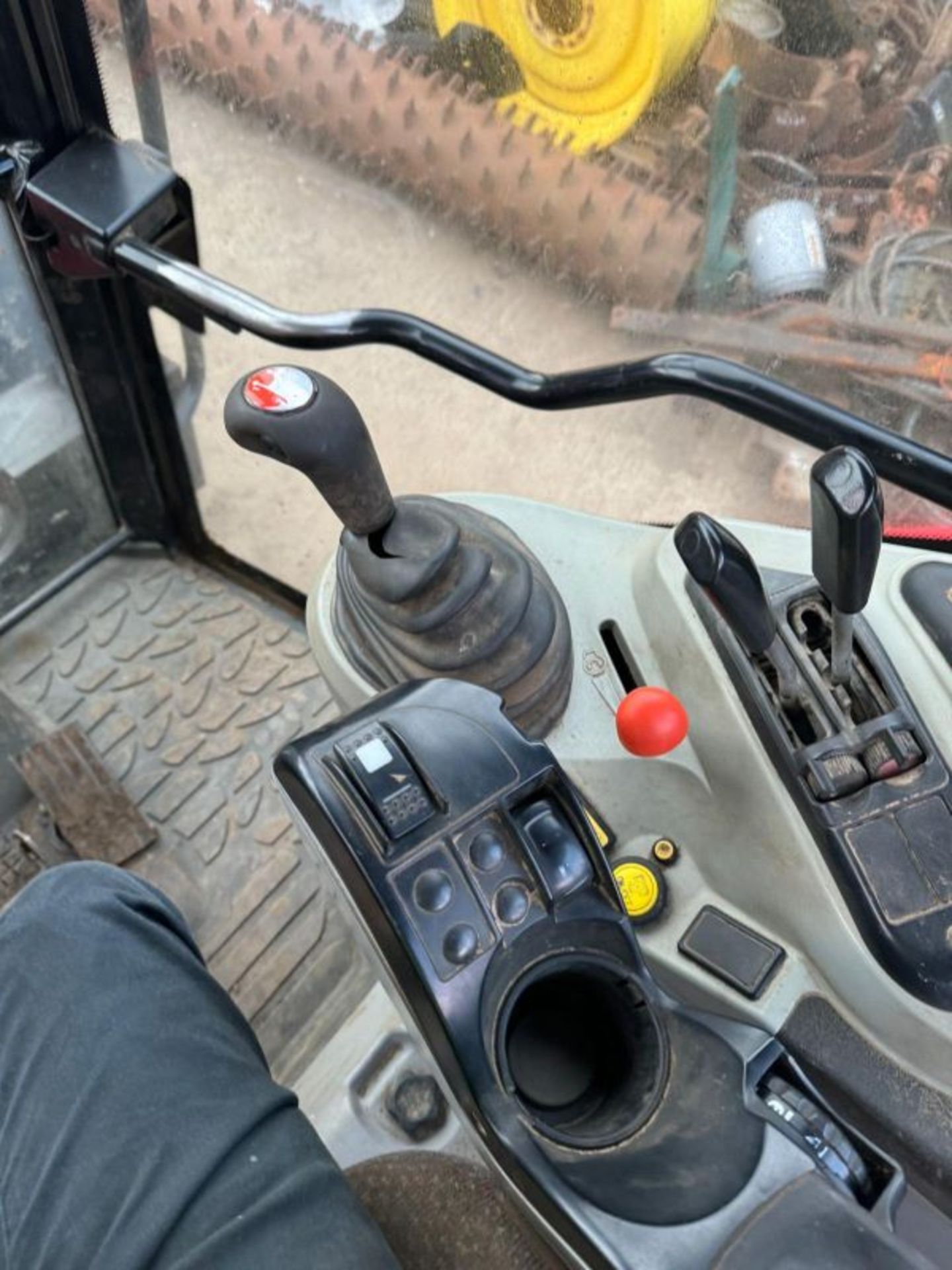 MASSEY FERGUSON 6460 TRACTOR - Image 10 of 12