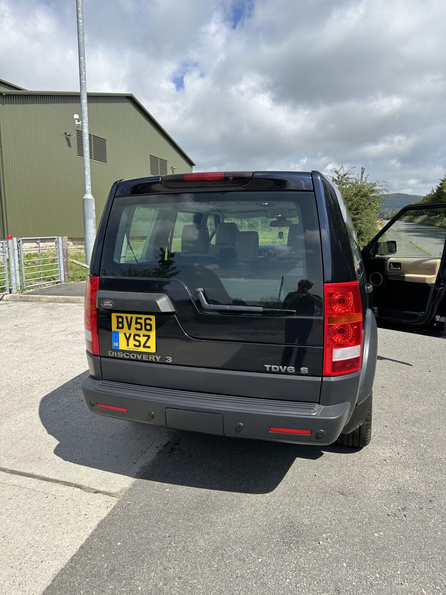 LAND ROVER DISCOVERY 3 - 2006- 2.7 LITRE - Image 10 of 13