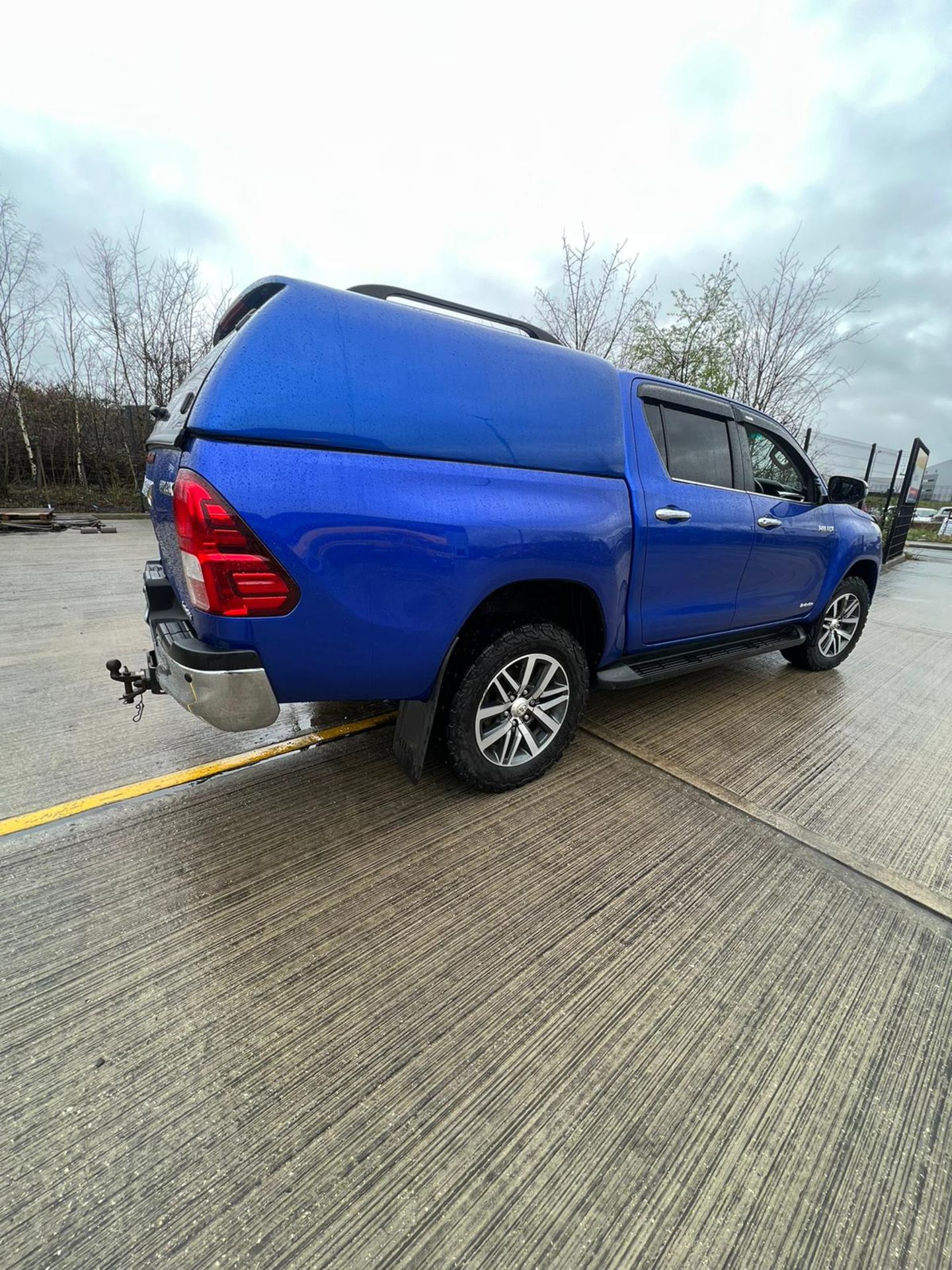 TOYOTA HILUX D4D 2018 4X4 - Image 6 of 11