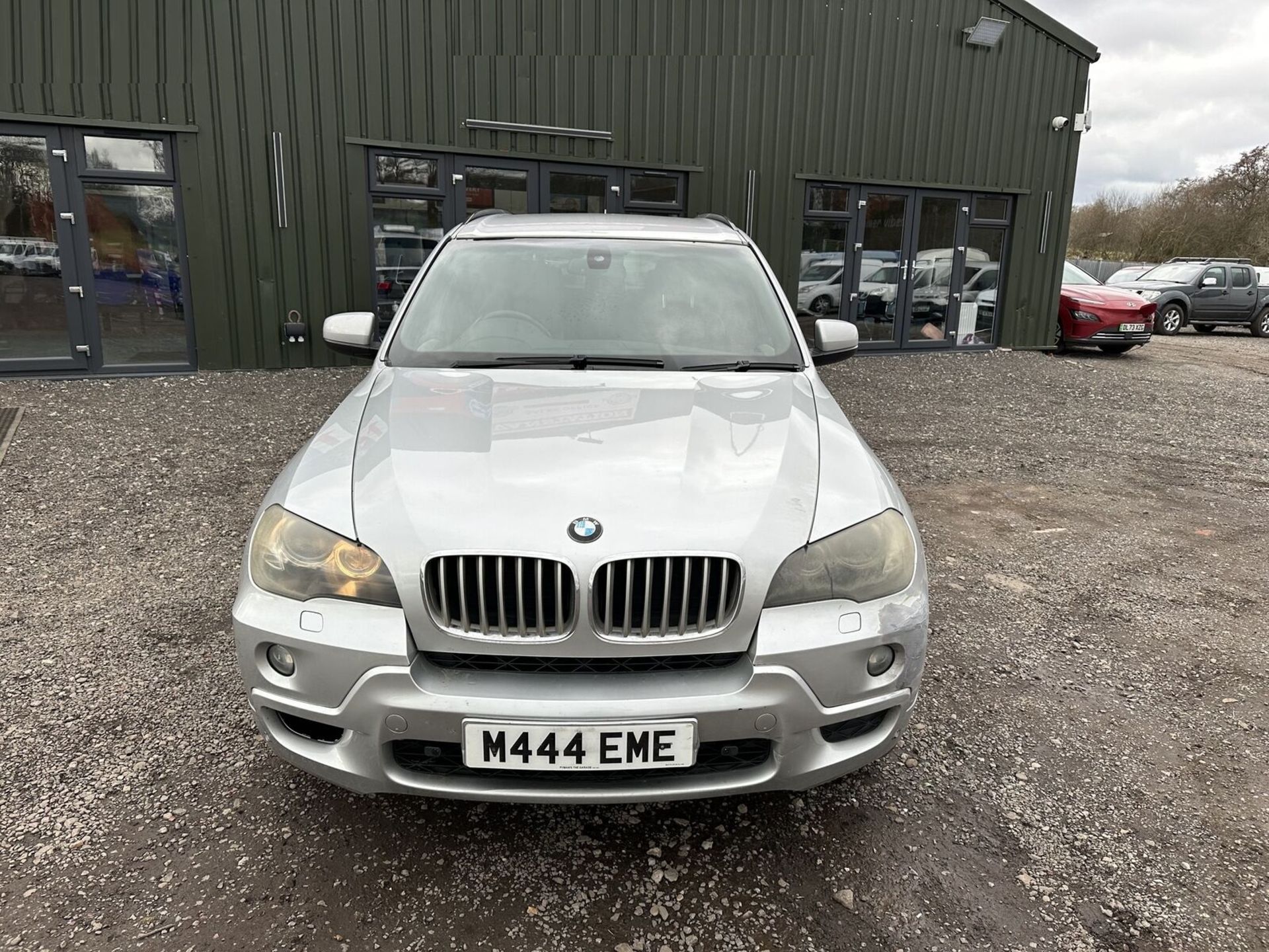 LUXURY IN MOTION: 2009 BMW X5 3.0SD M SPORT AUTO >>--NO VAT ON HAMMER--<< - Image 2 of 20