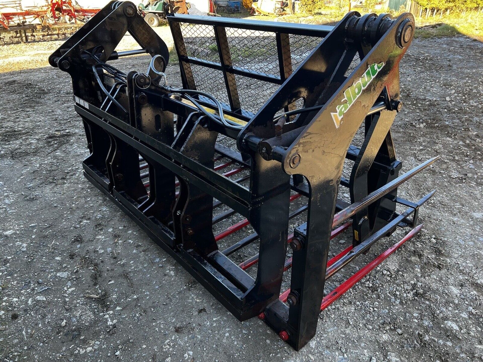 QUALITY WORKING ALBUTT PUSH OFF BUCK SILAGE RAKE - Image 4 of 6