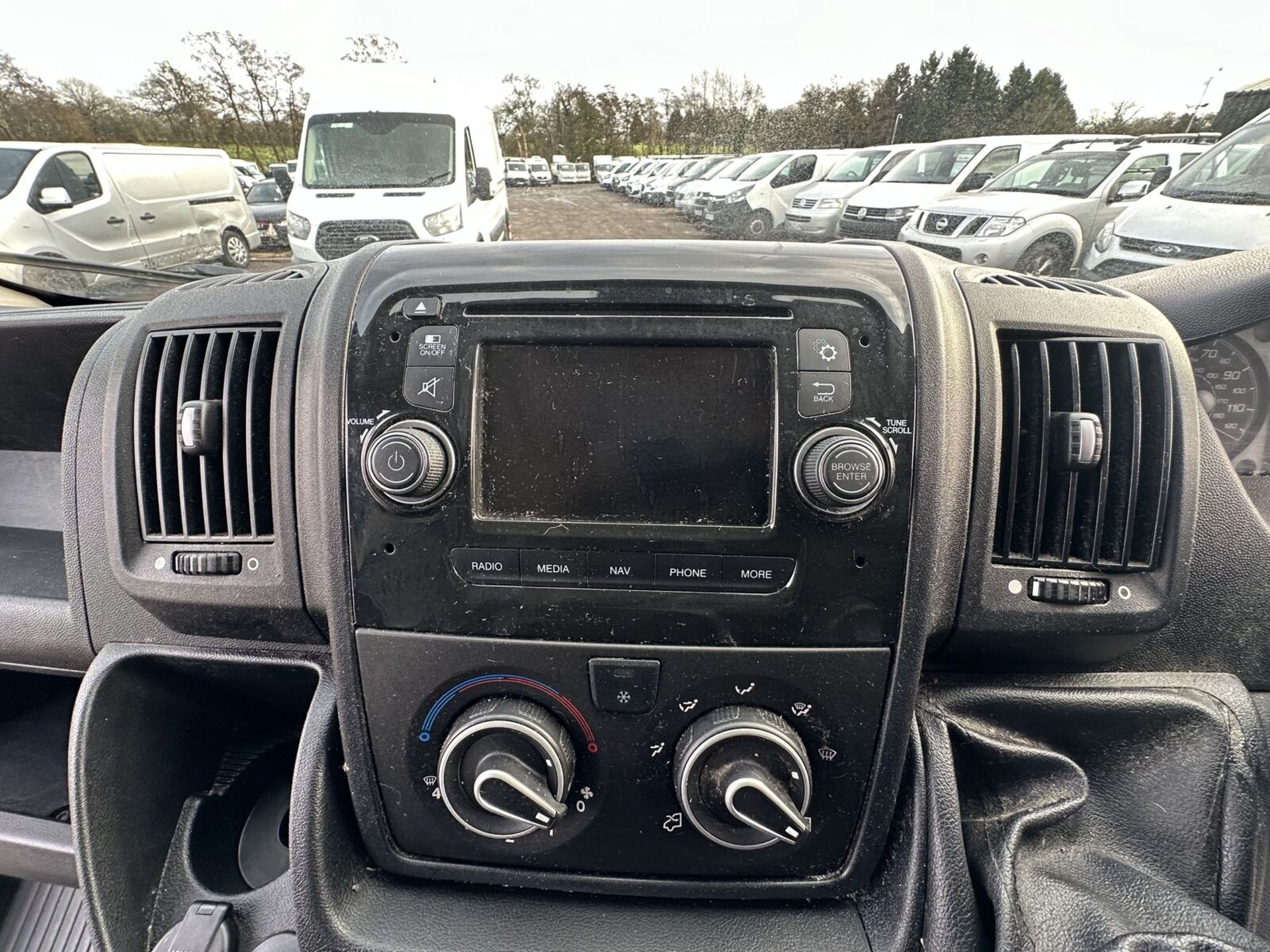 67 PLATE PEUGEOT BOXER 335 L3 VAN, SPARES OR REPAIR >>--NO VAT ON HAMMER--<< - Image 8 of 16