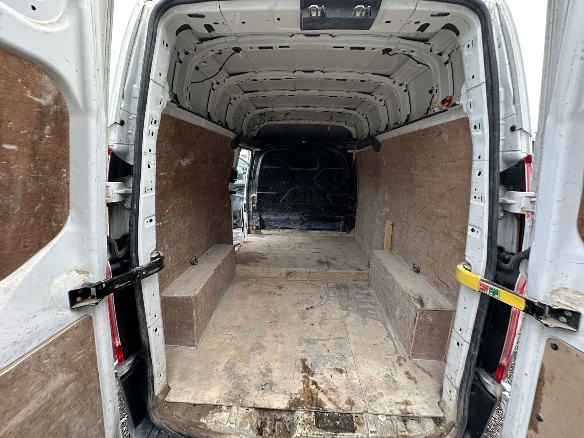 67 PLATE FORD TRANSIT CUSTOM: HIGH ROOF, EURO 6 ULEZ, READY FOR WORK! - Image 15 of 17