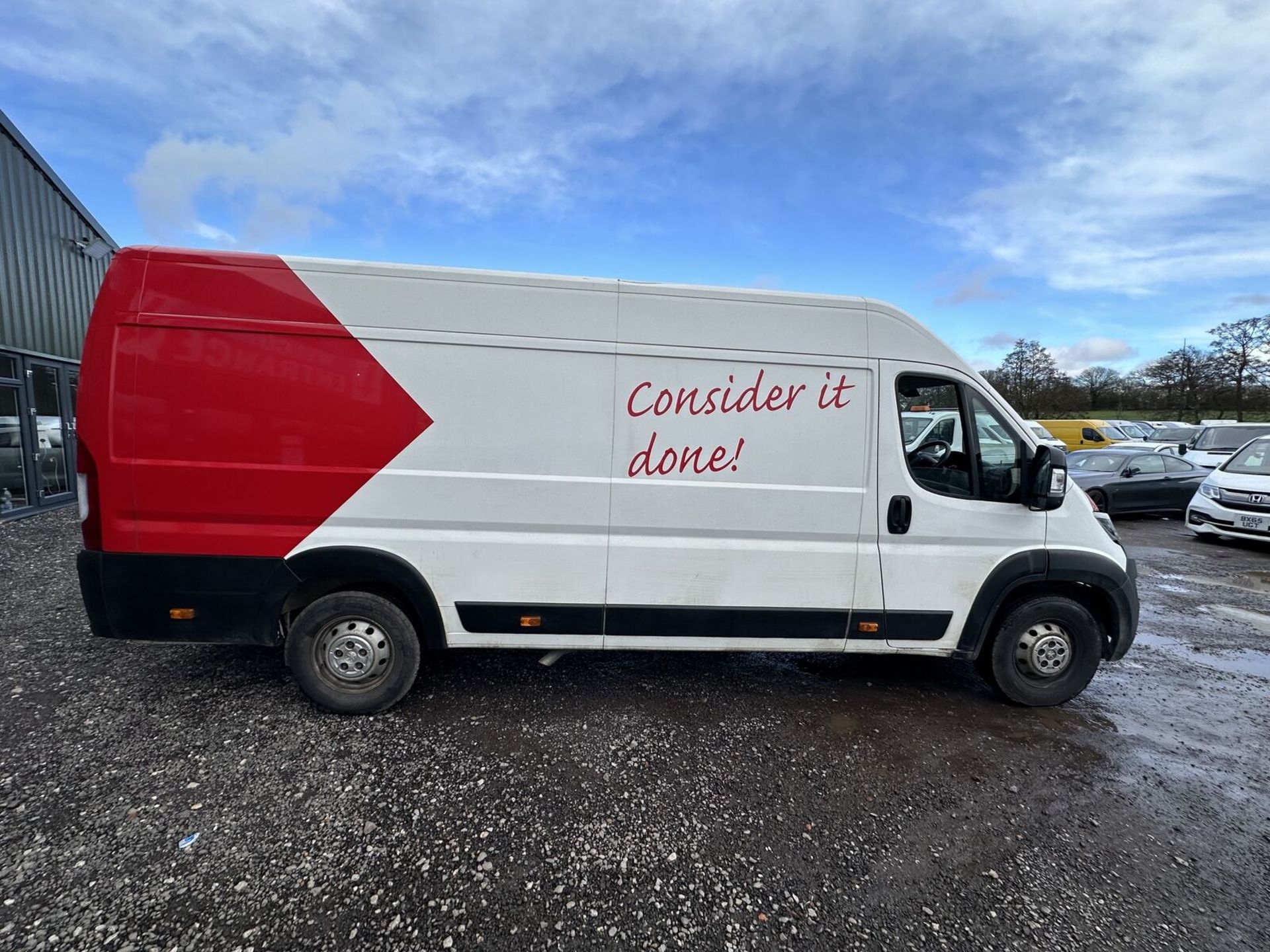 EFFICIENT WORKHORSE: 2020 PEUGEOT BOXER 435 PRO L4H2 BLUEHDI - Image 2 of 20