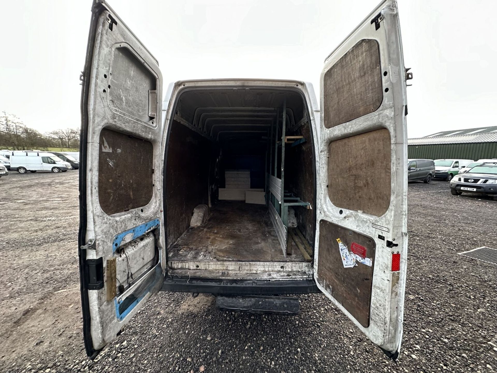 2011 FORD TRANSIT HIGH ROOF JUMBO VAN, INJECTOR ISSUE >>--NO VAT ON HAMMER--<< - Image 8 of 17