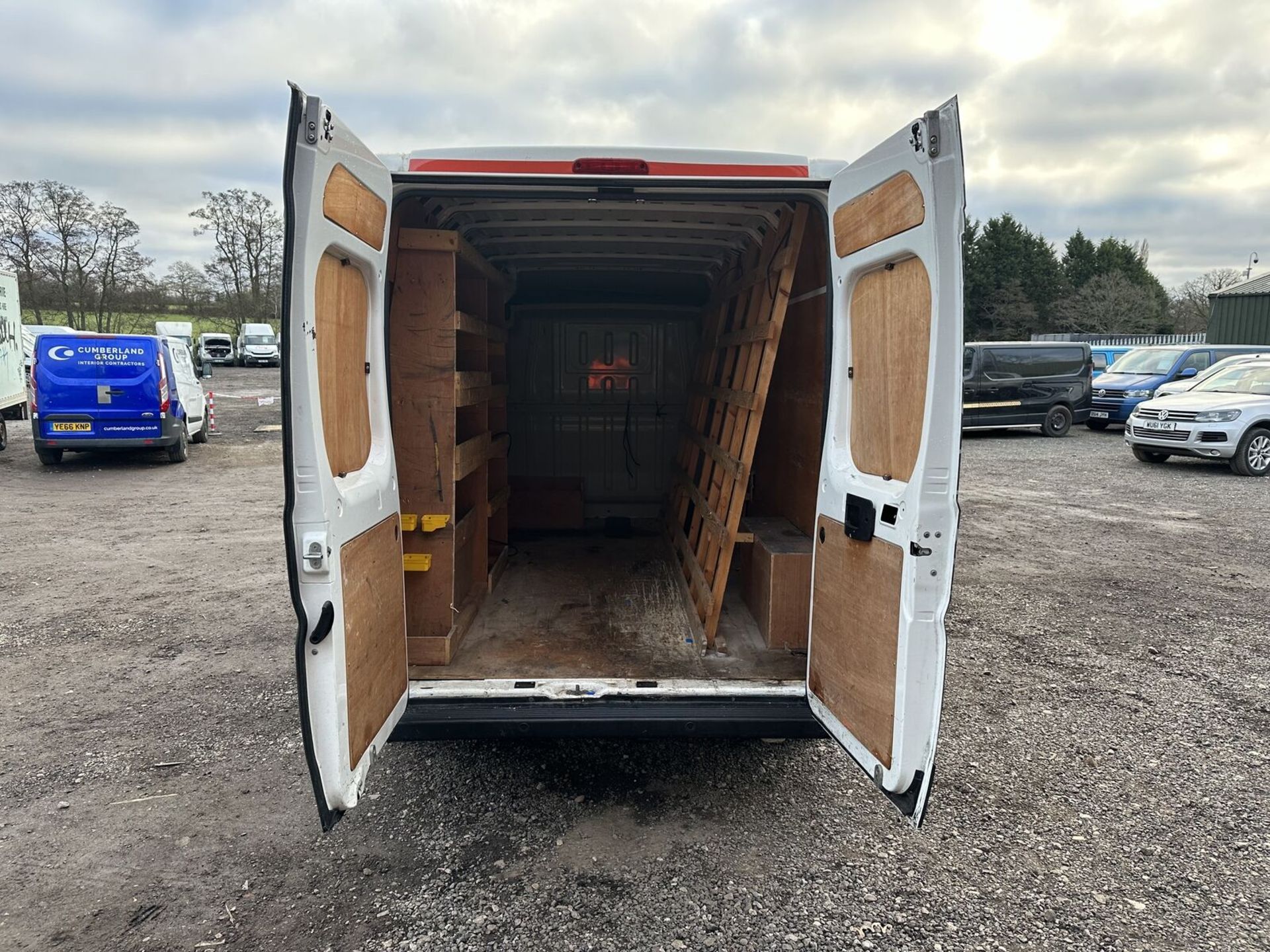 ONLY 46K MILEAGE : 69 PLATE CITROEN RELAY VAN, TURBO REPAIR NEEDED - Image 11 of 12