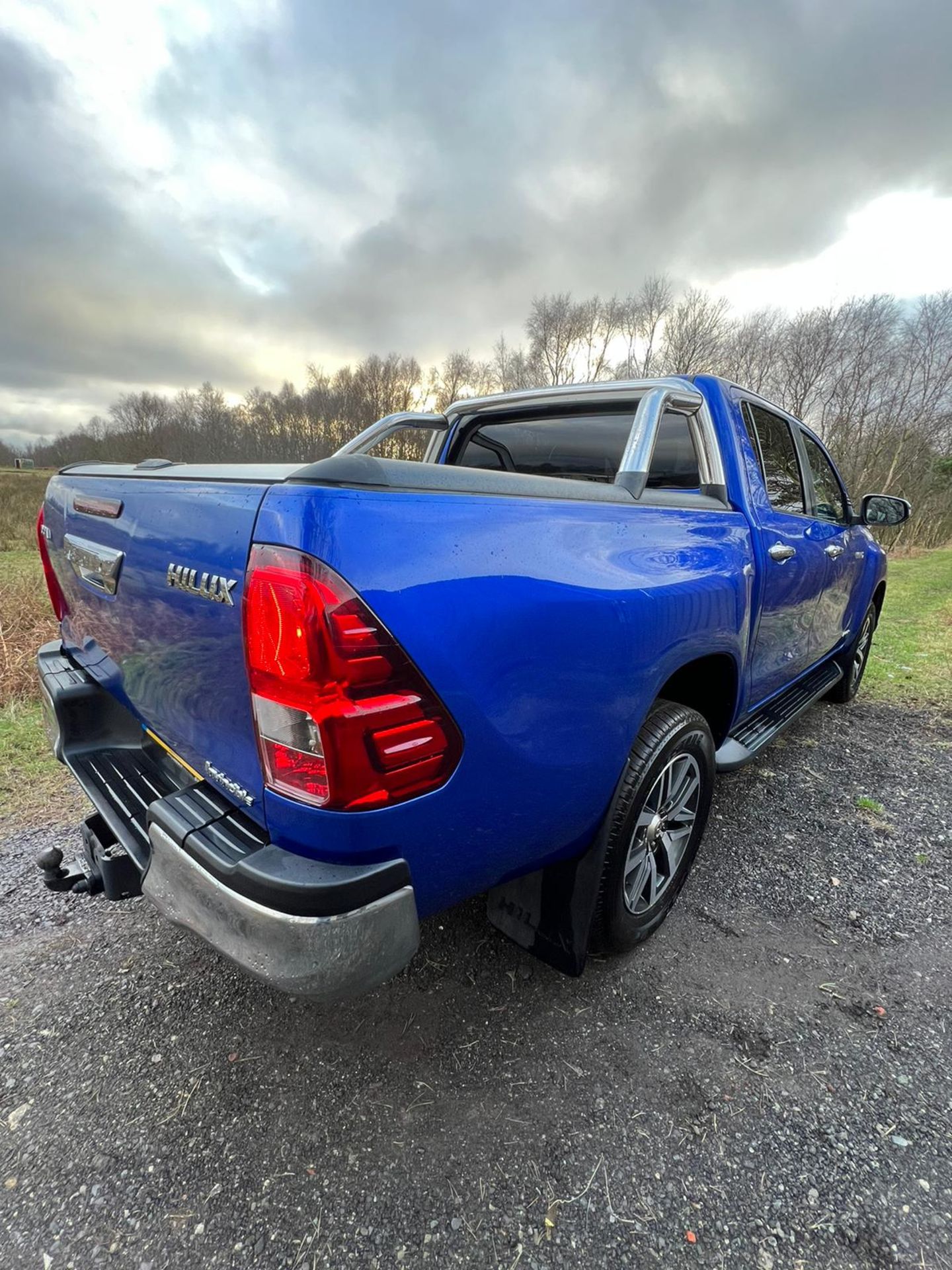 TOYOTA HILUX 2020 INVINCIBLE 92K MILES 2 KEYS V5 4X4 PICK UP EURO6 - Image 10 of 18