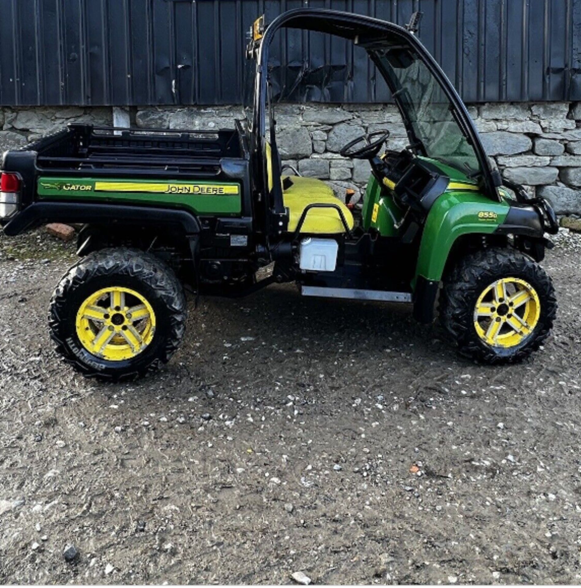 AGRI AUTHORITY: JOHN DEERE 855D GATOR - V5 INCLUDED FOR ADDED ASSURANCE - Image 2 of 10